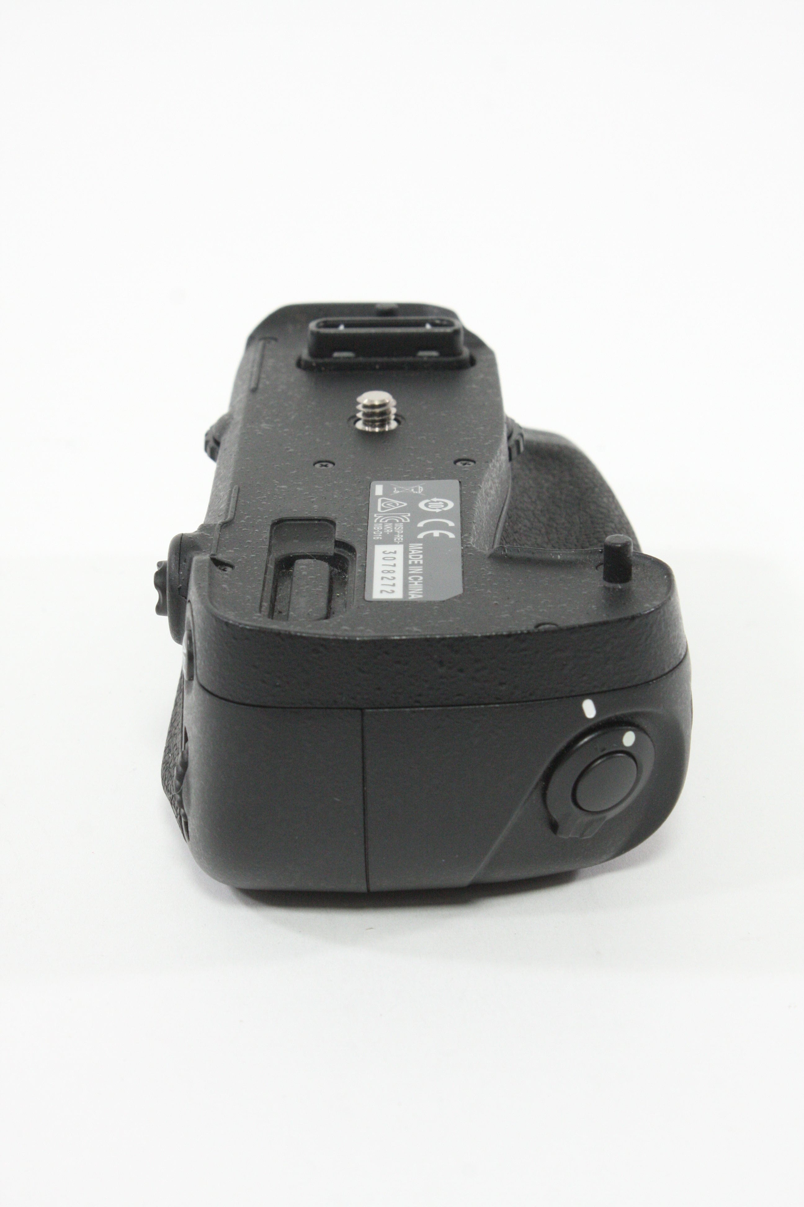 Nikon MB-D16 Multi Power Battery Pack for Nikon D750