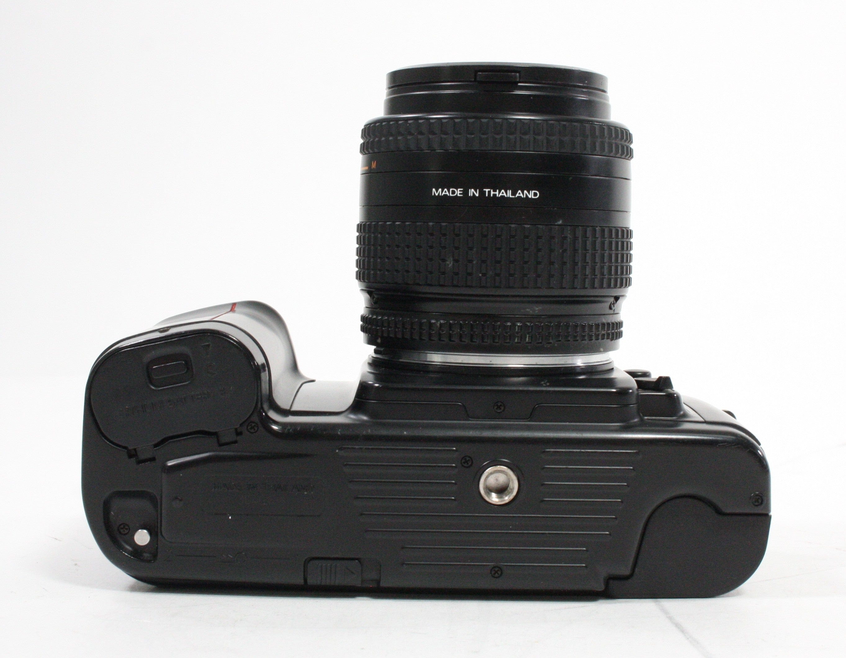 Nikon N6006 AF 35mm SLR Camera with 35-70mm f/3.3-4.5 Lens