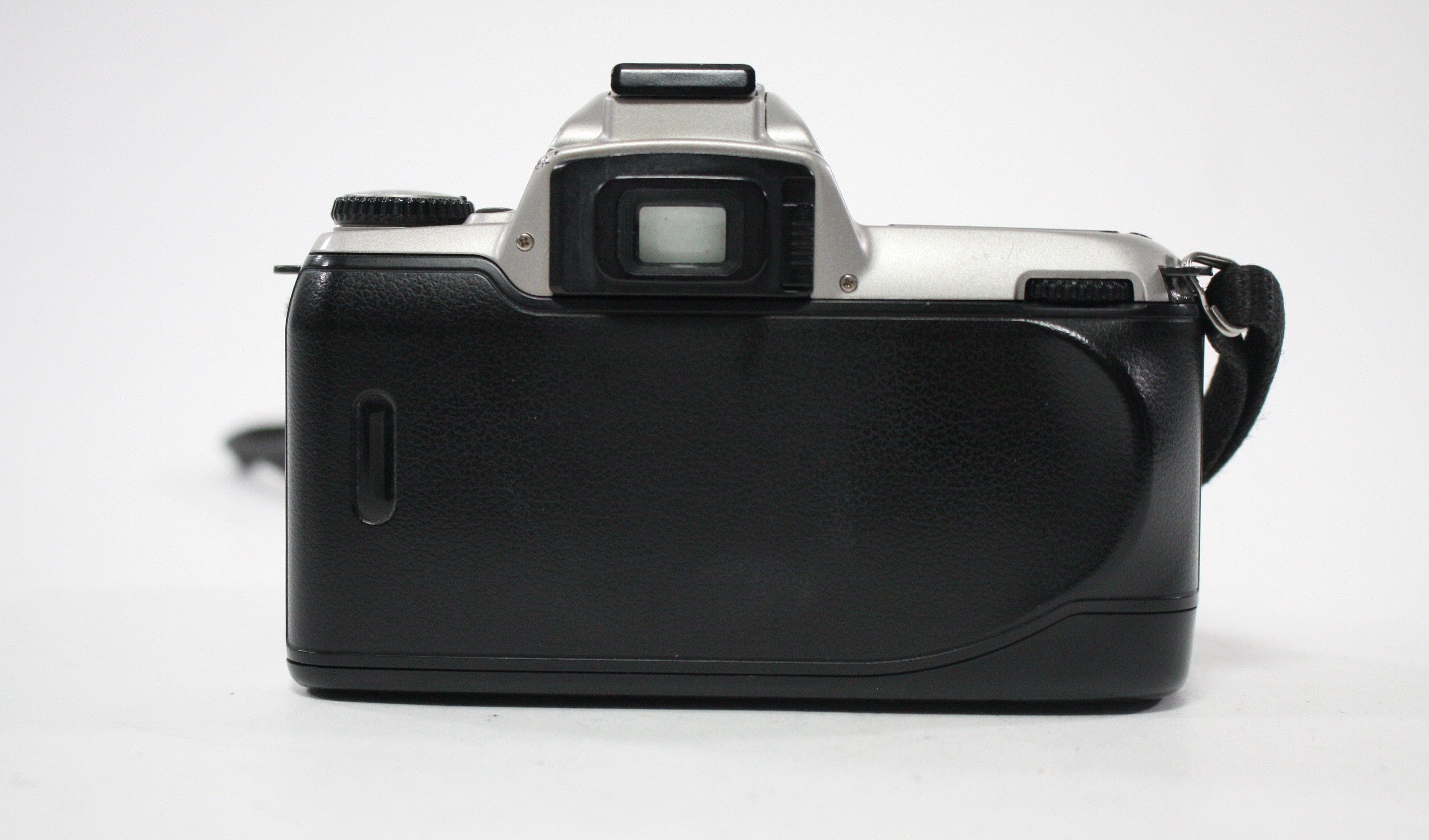 Nikon N65 35mm SLR Camera with Quantaray 28-80mmf/3.5-5.6 Lens