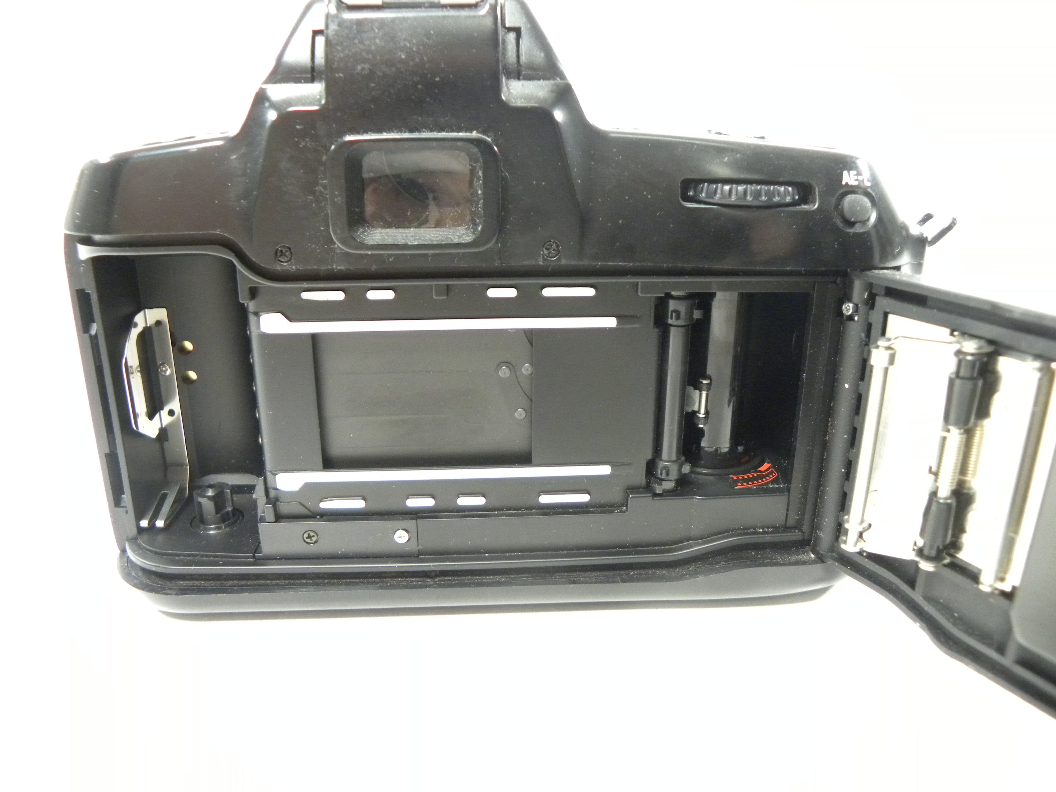 Nikon N70 35mm SLR w/AF Nikkor 28-100mm  f3.5-5.6G