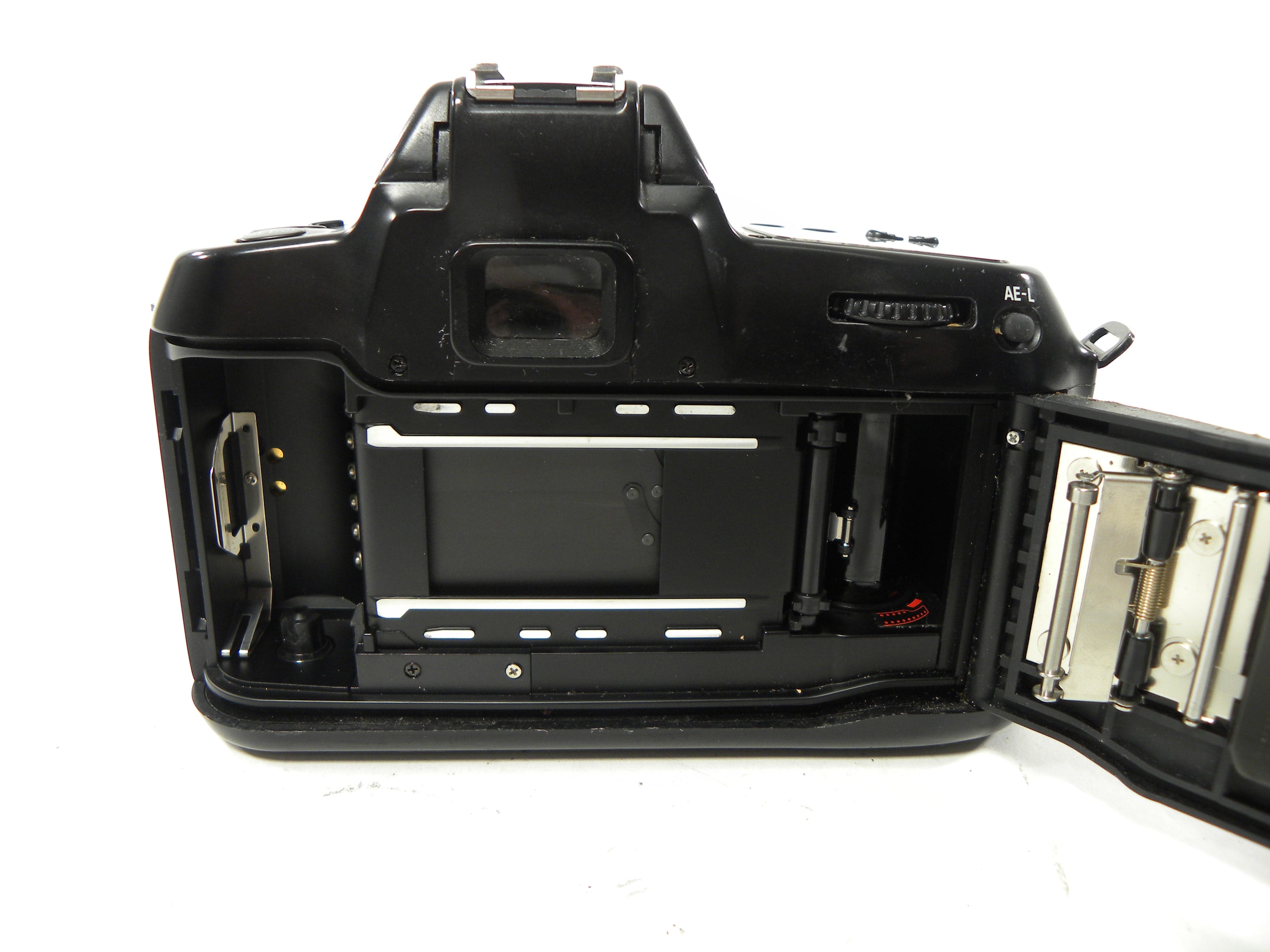 Nikon N70 35mm SLR w/AF Nikkor 35-70mm f3.3-4.5