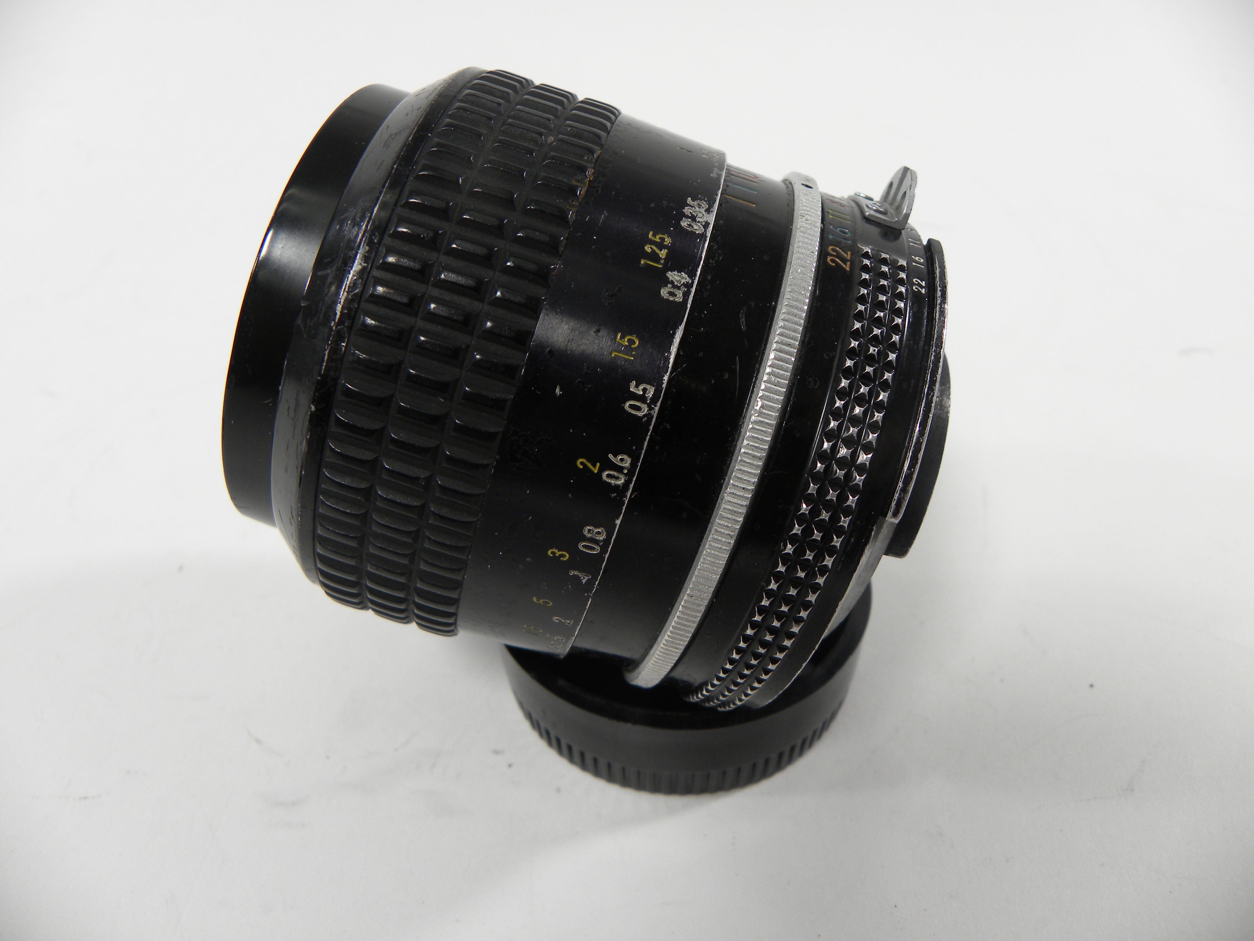 Nikon Nikkor 28mm f2