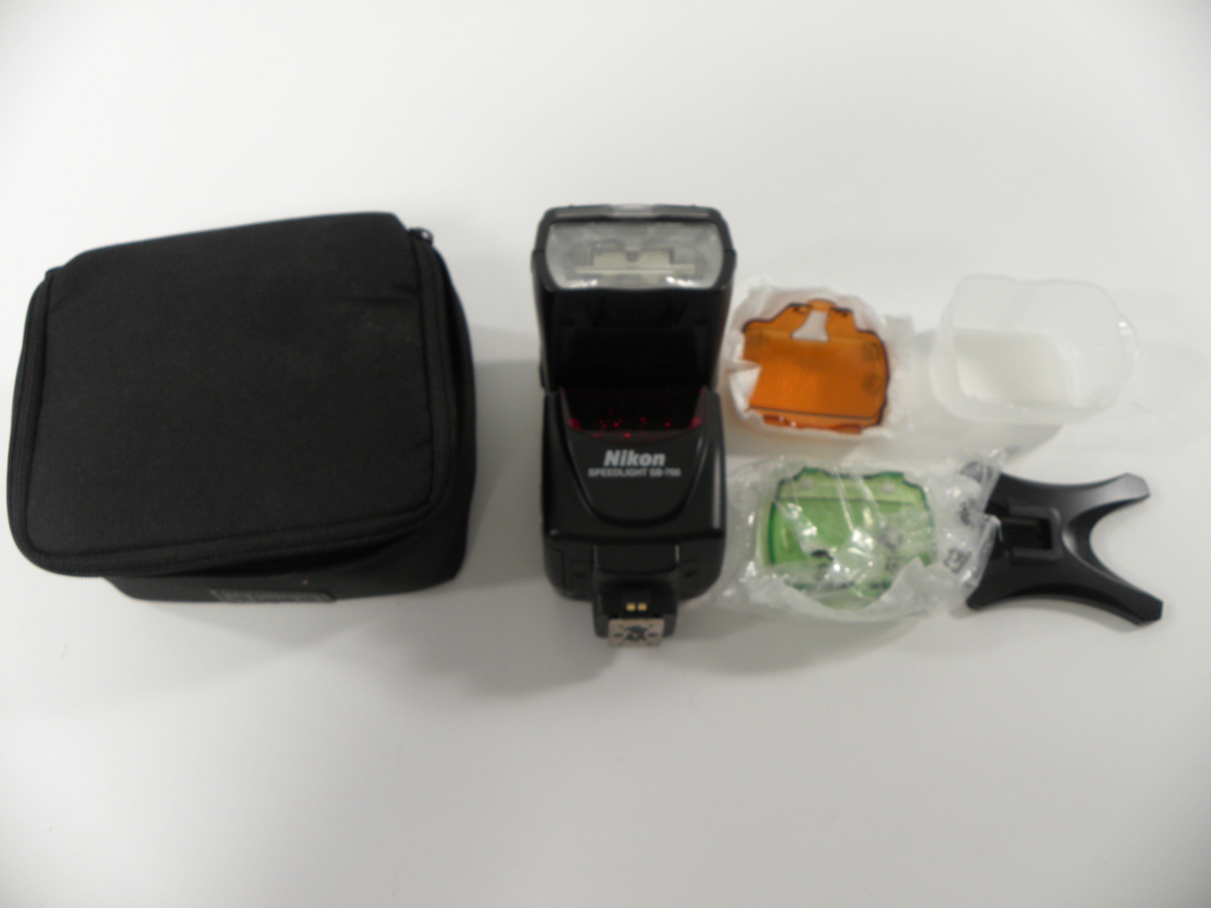 Nikon Speedlight SB-700