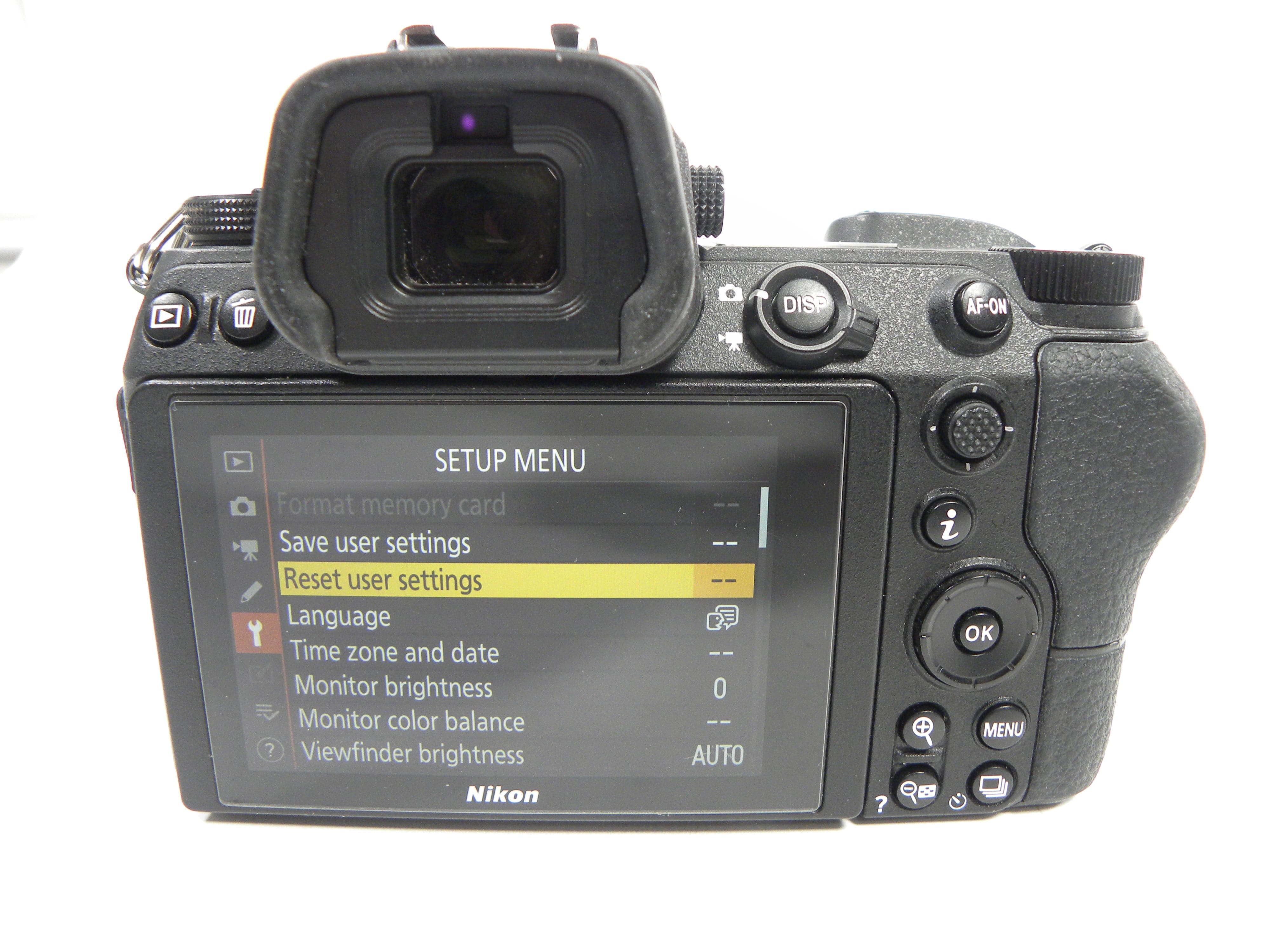 Nikon Z 6 24.5mp Digital Mirrorless Camera Body Only shutter ct. 11,889