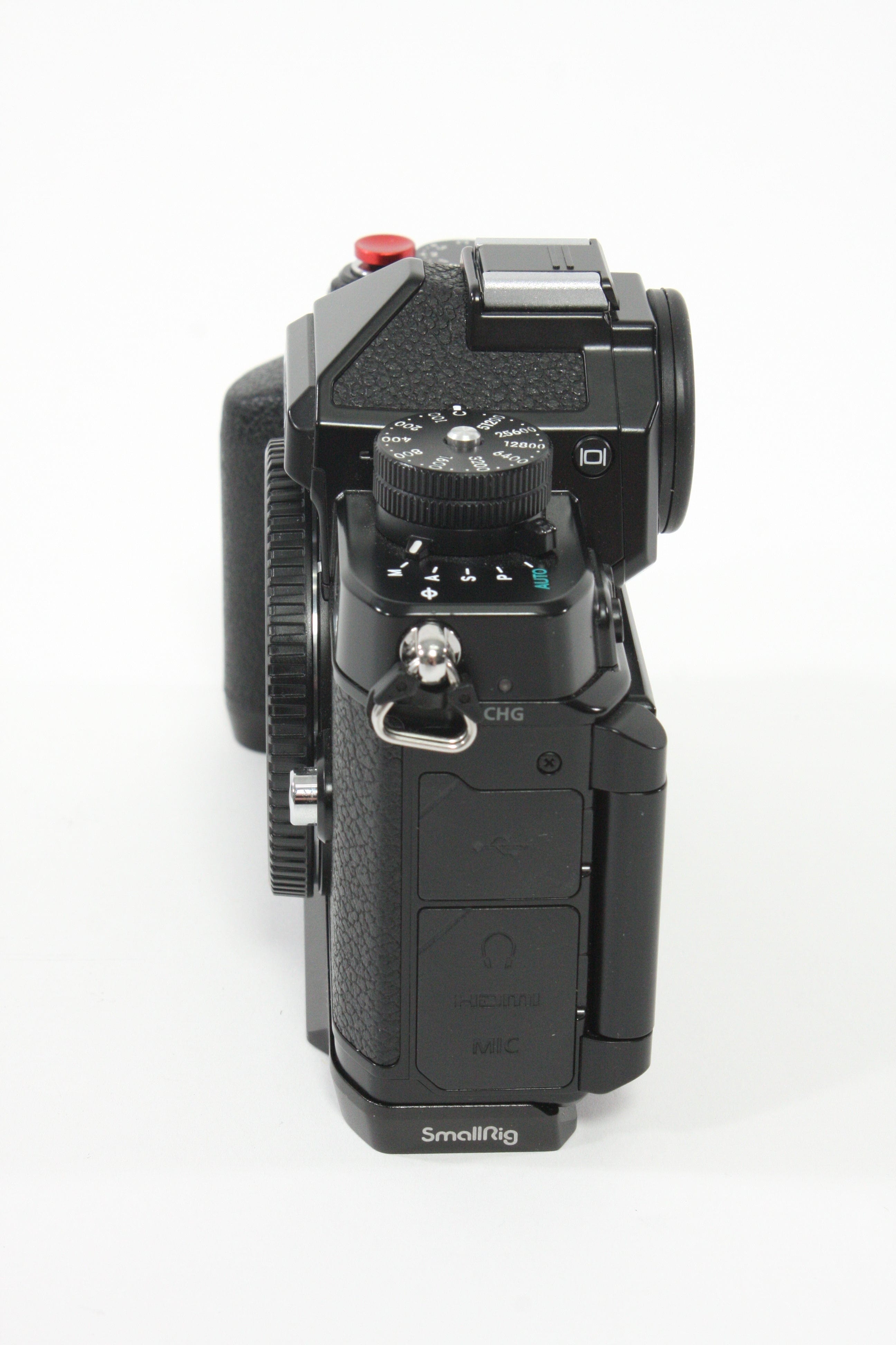 Nikon Zf Mirrorless Camera with SmallRig Cage - Shutter Count 11139