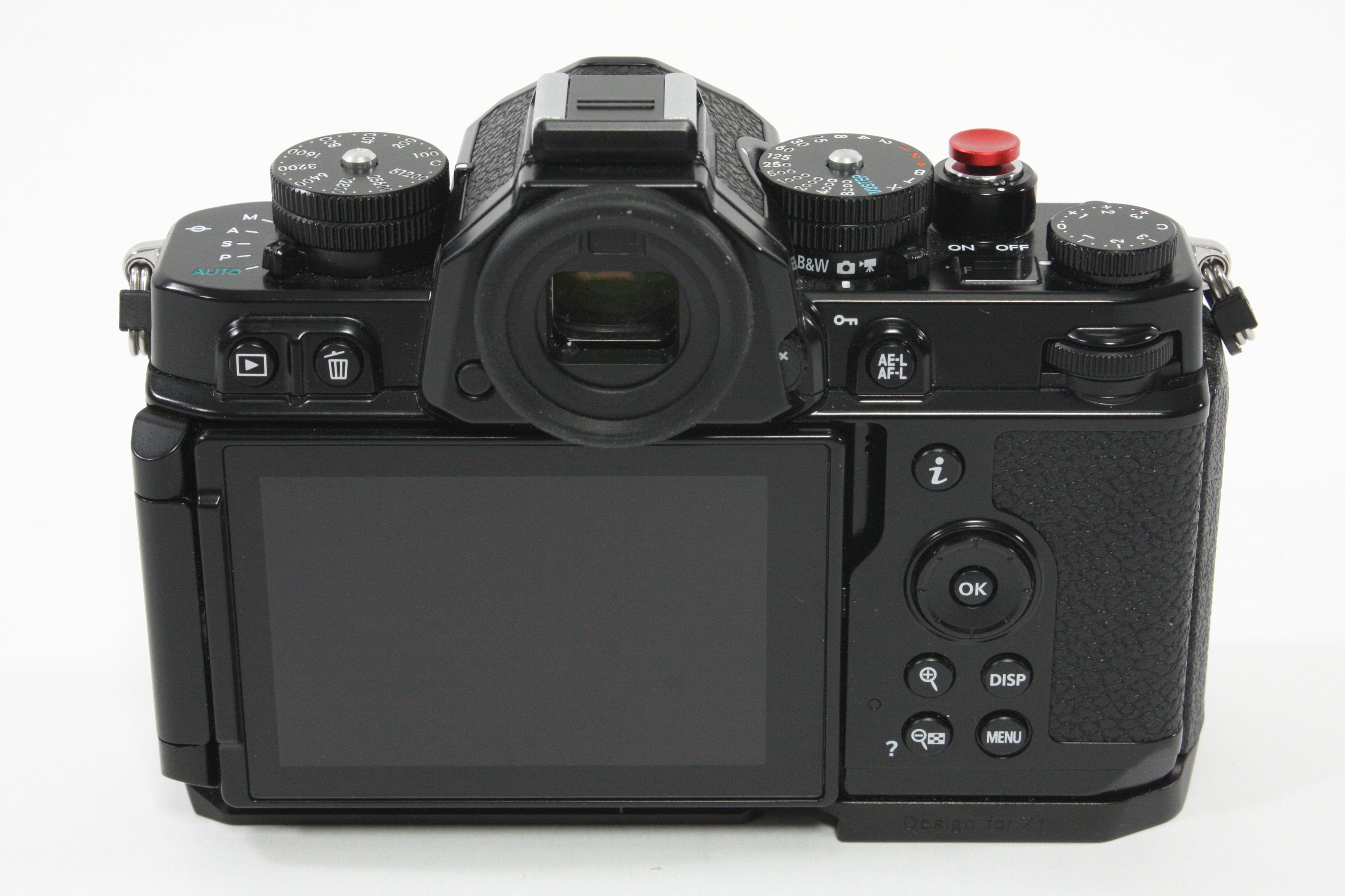 Nikon Zf Mirrorless Camera with SmallRig Cage - Shutter Count 11139