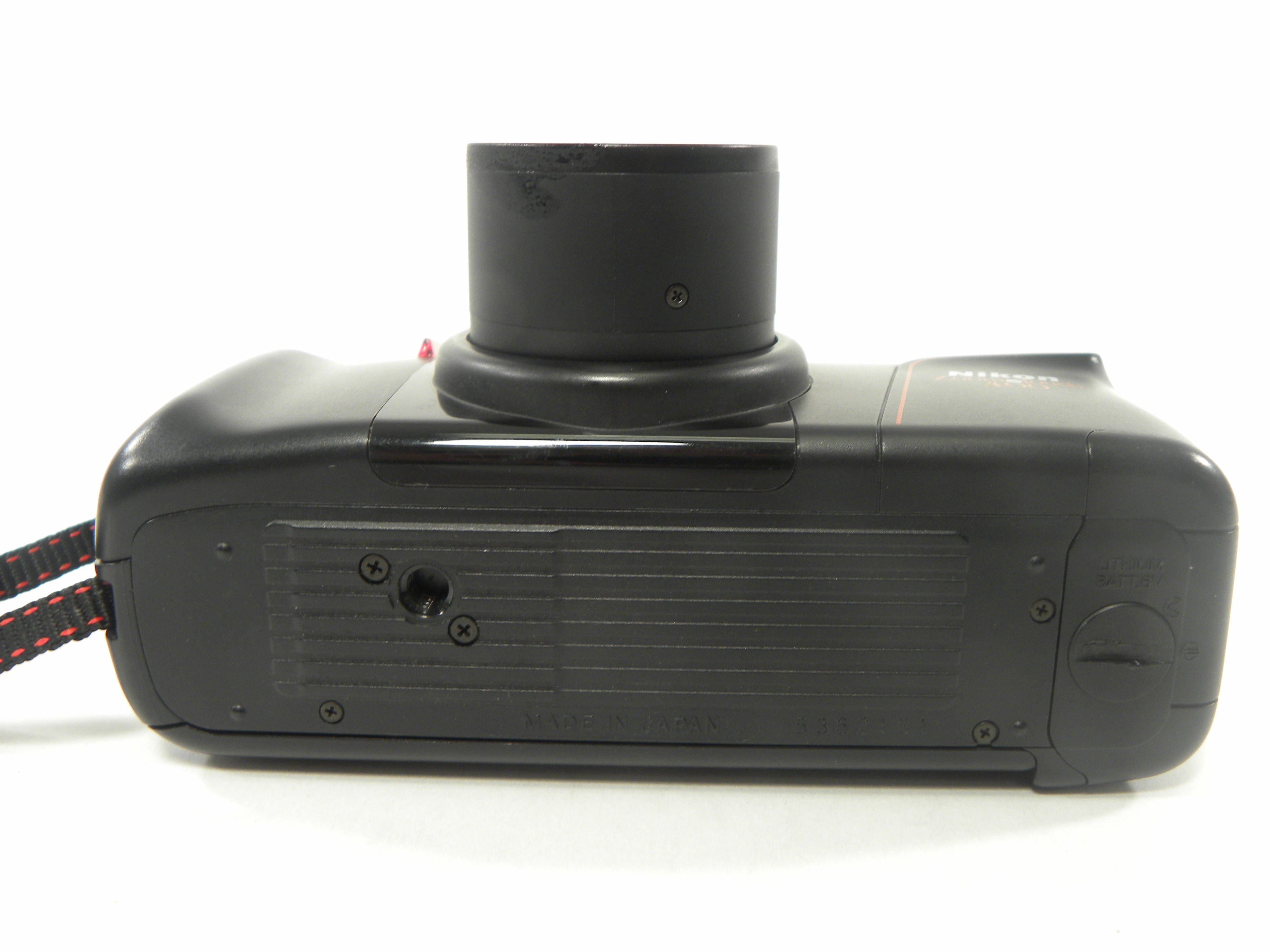 Nikon Zoom Touch 400 35mm Camera