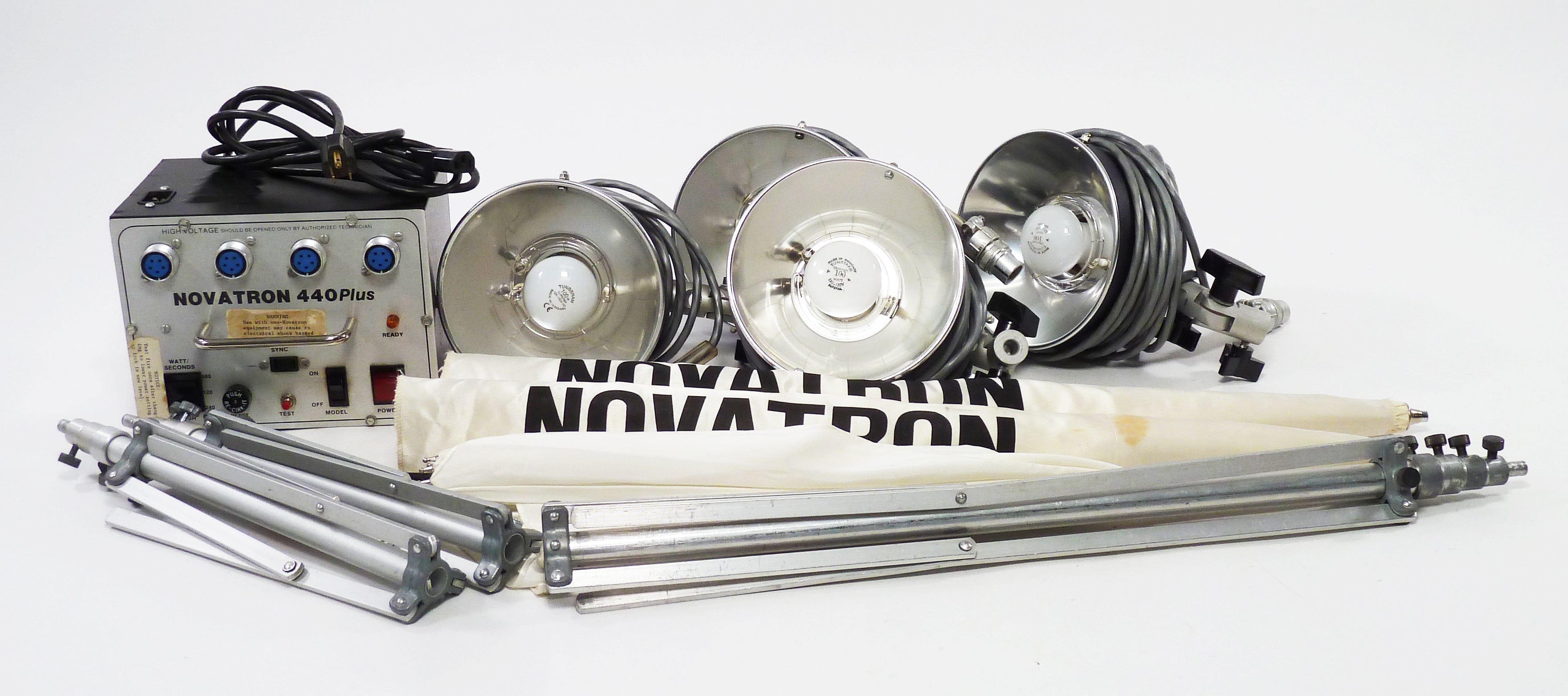 Novatron 440 Plus 4 Light Studio Kit