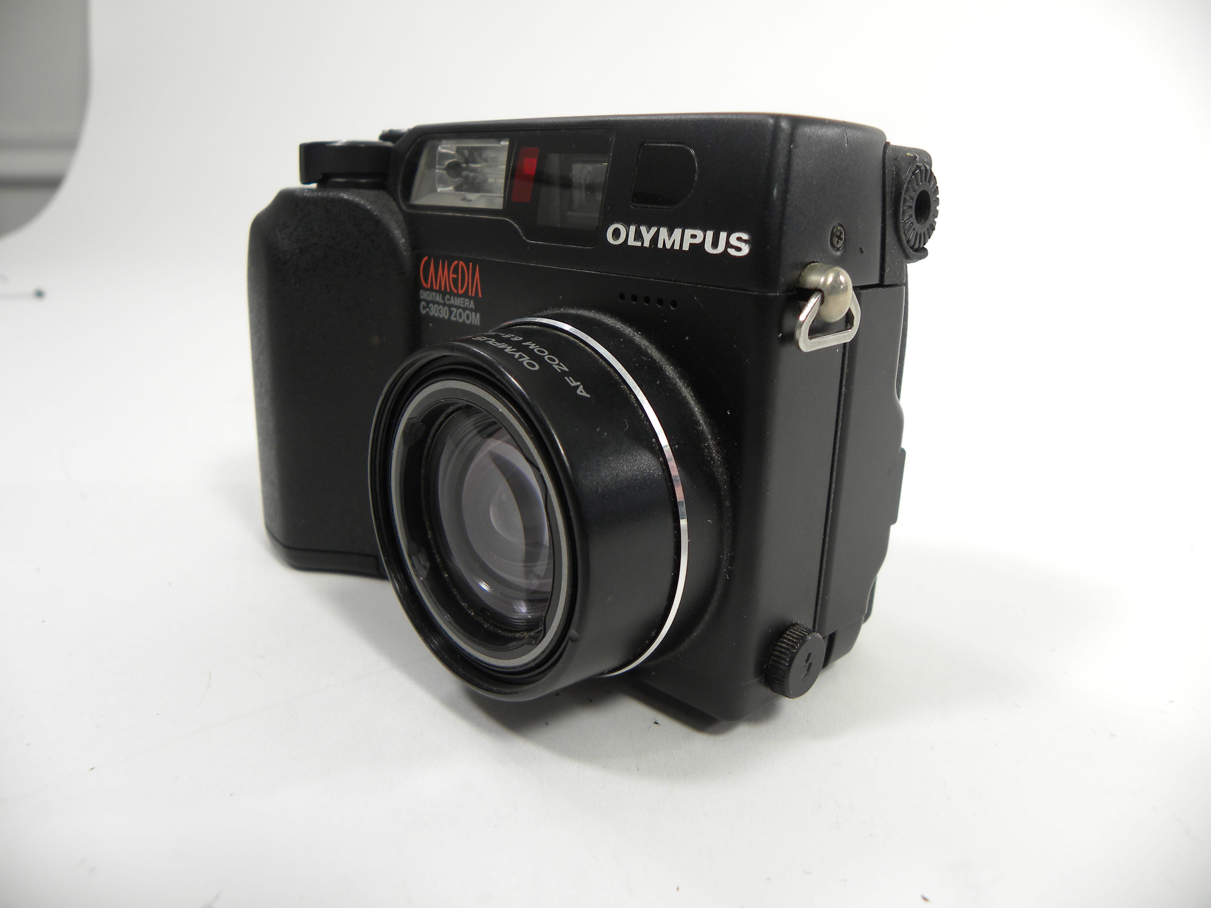 Olympus Camedia C-3030 3.3mp Digital Camera