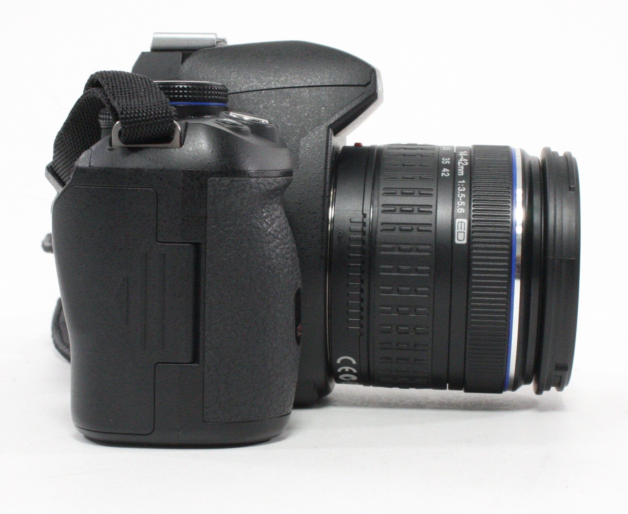 Olympus E-600 DSLR with 14-42mm f/3.5-5.6 Lens for Full 4/3 Camera SC 7,286