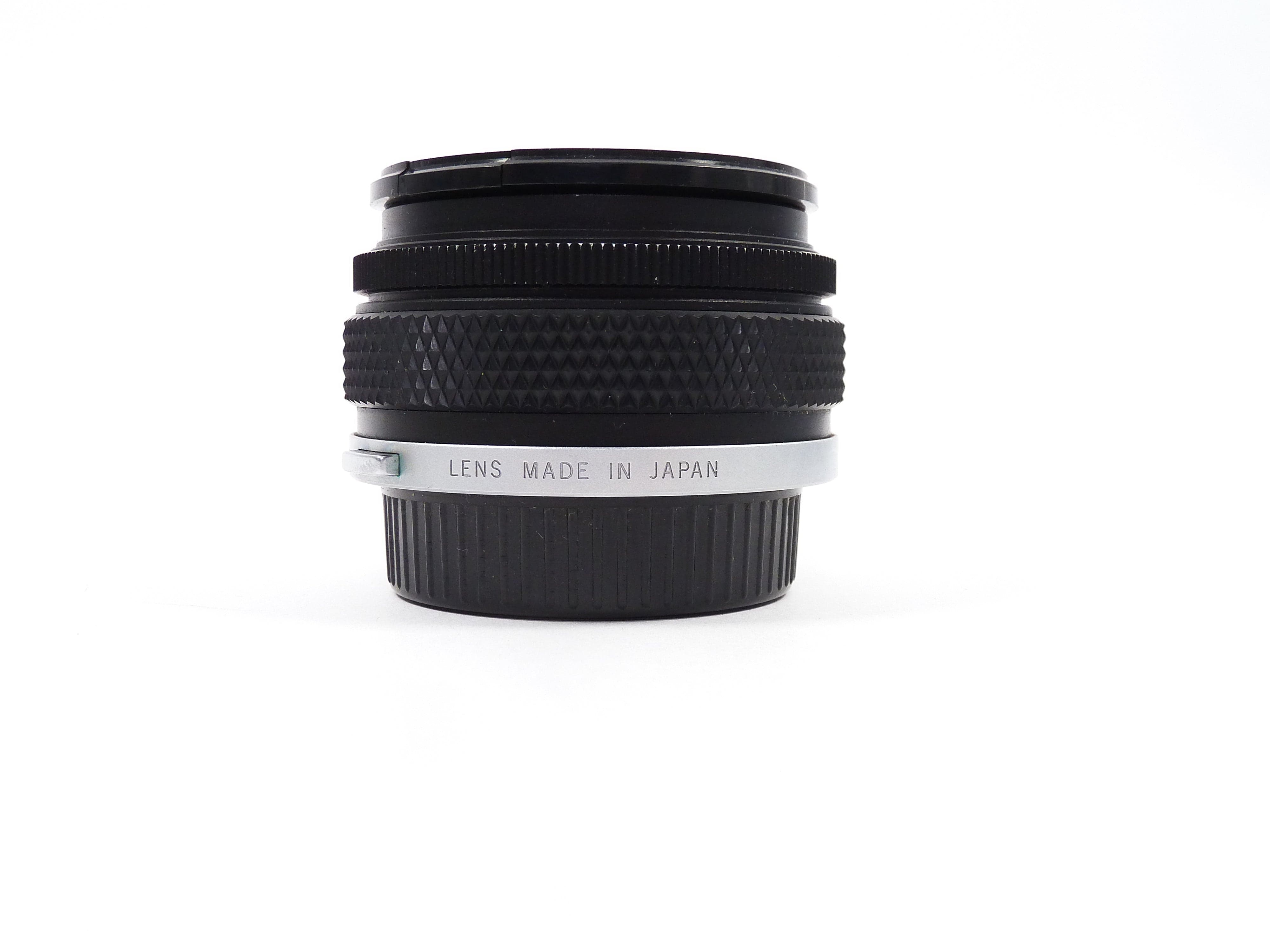 Olympus OM 28mm f3.5 Lens in Case
