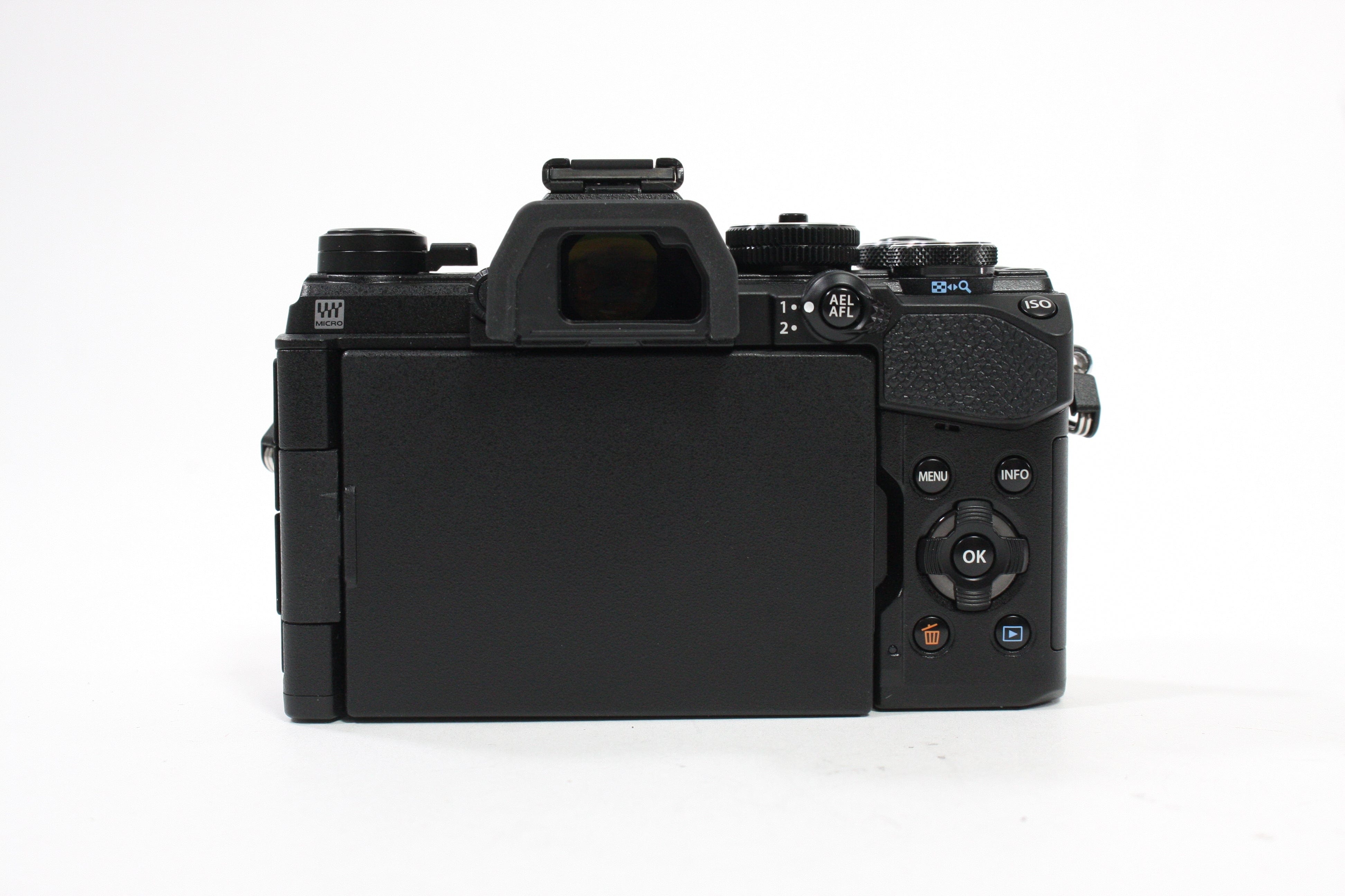 Olympus OM-5 Mirrorless Digital Camera Body with Shutter Count 564