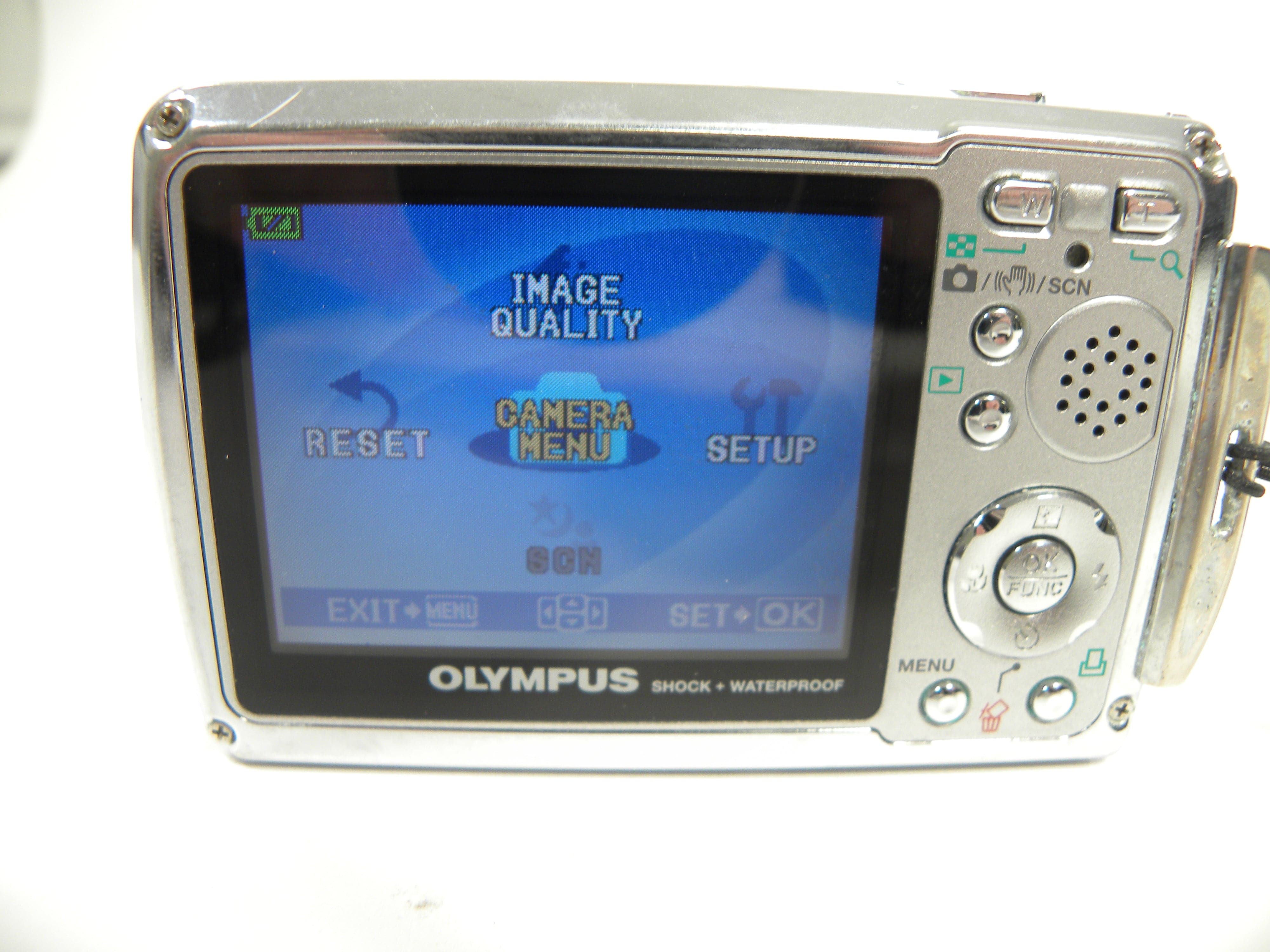 Olympus Stylus 720SW 7.1mp Digital camera