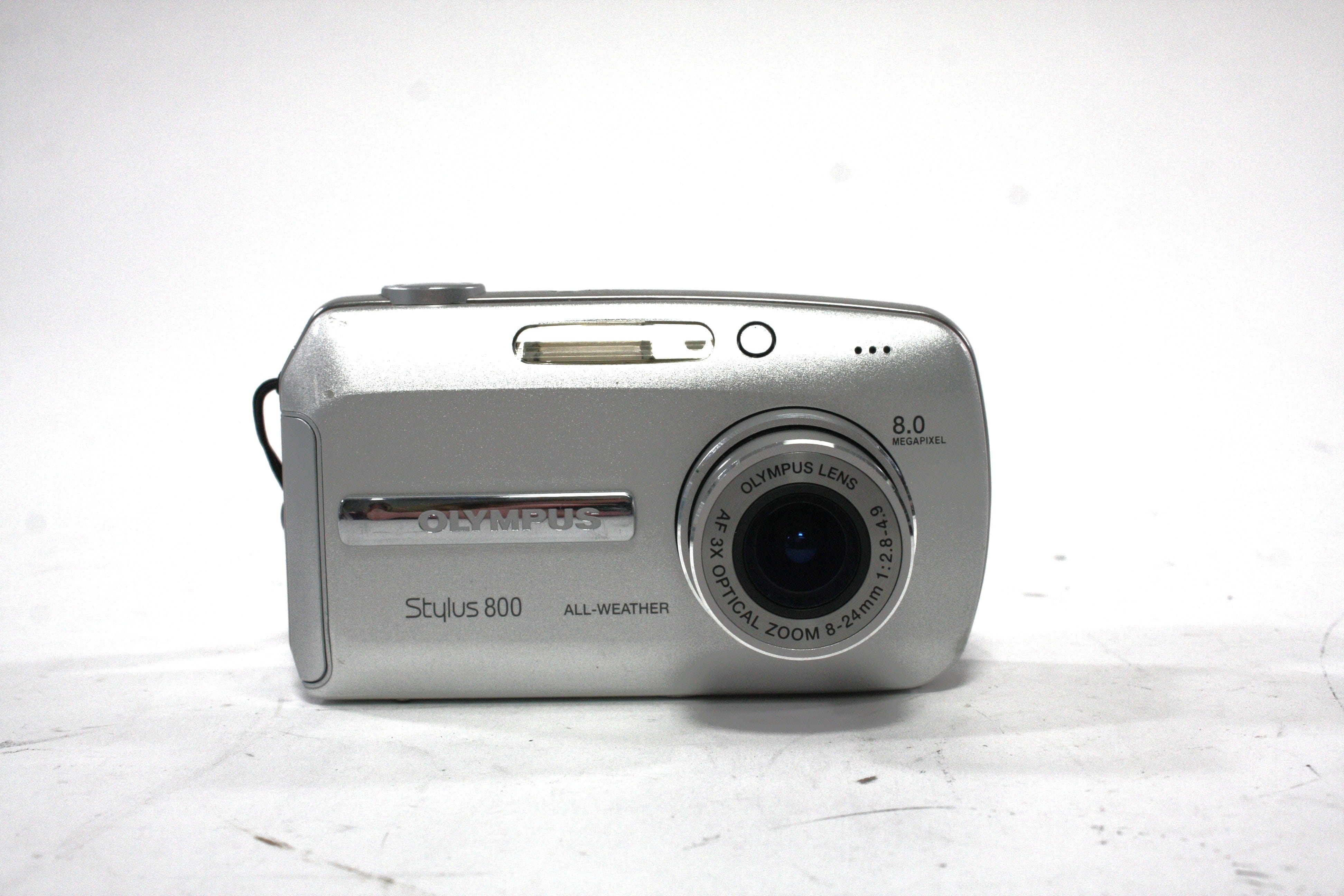 Olympus Stylus 800 All-Weather Digital Camera 3x Zoom 8.0mp