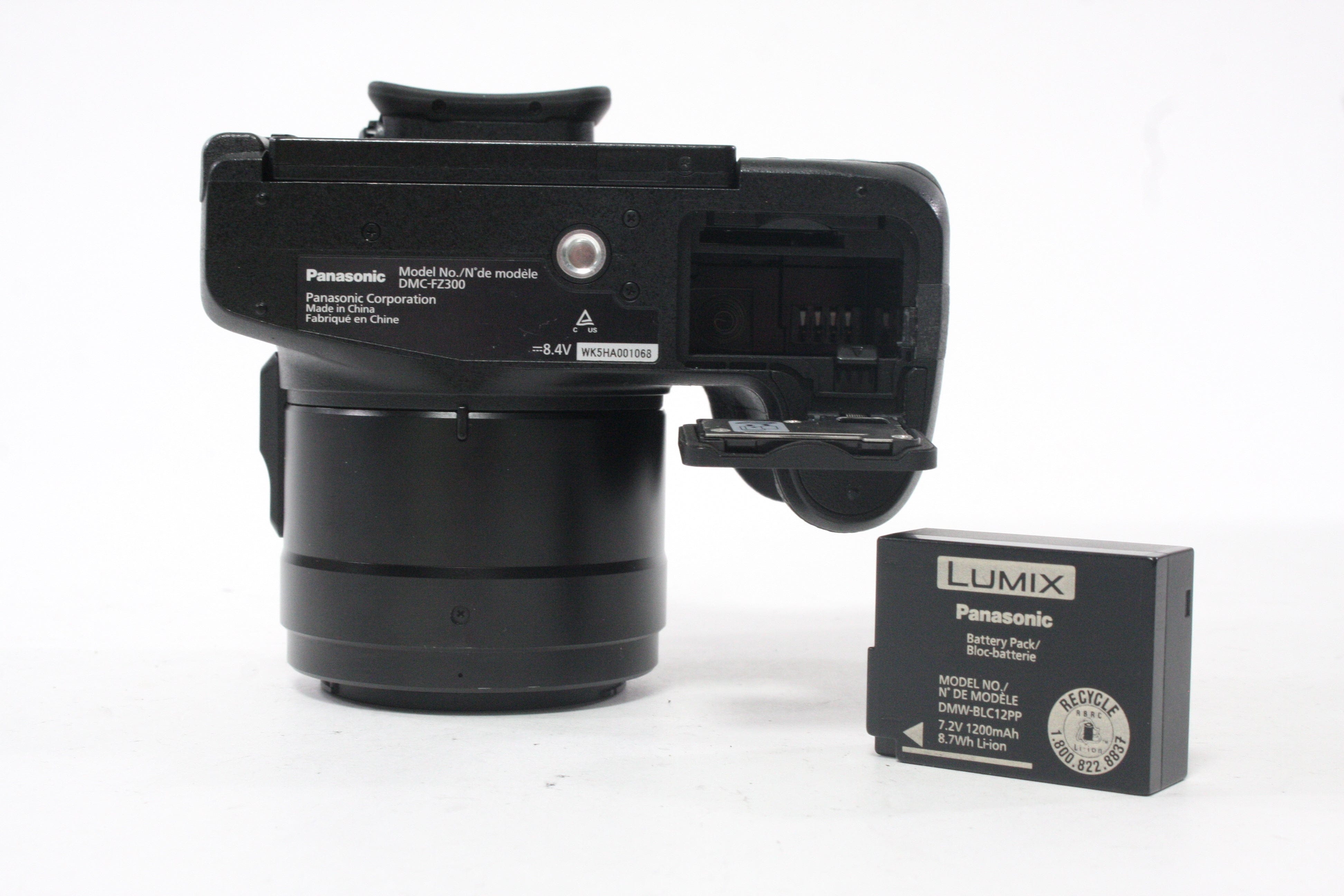 Panasonic Lumix DMC-FZ300 Digital Bridge Camera with 25-600mm Lens