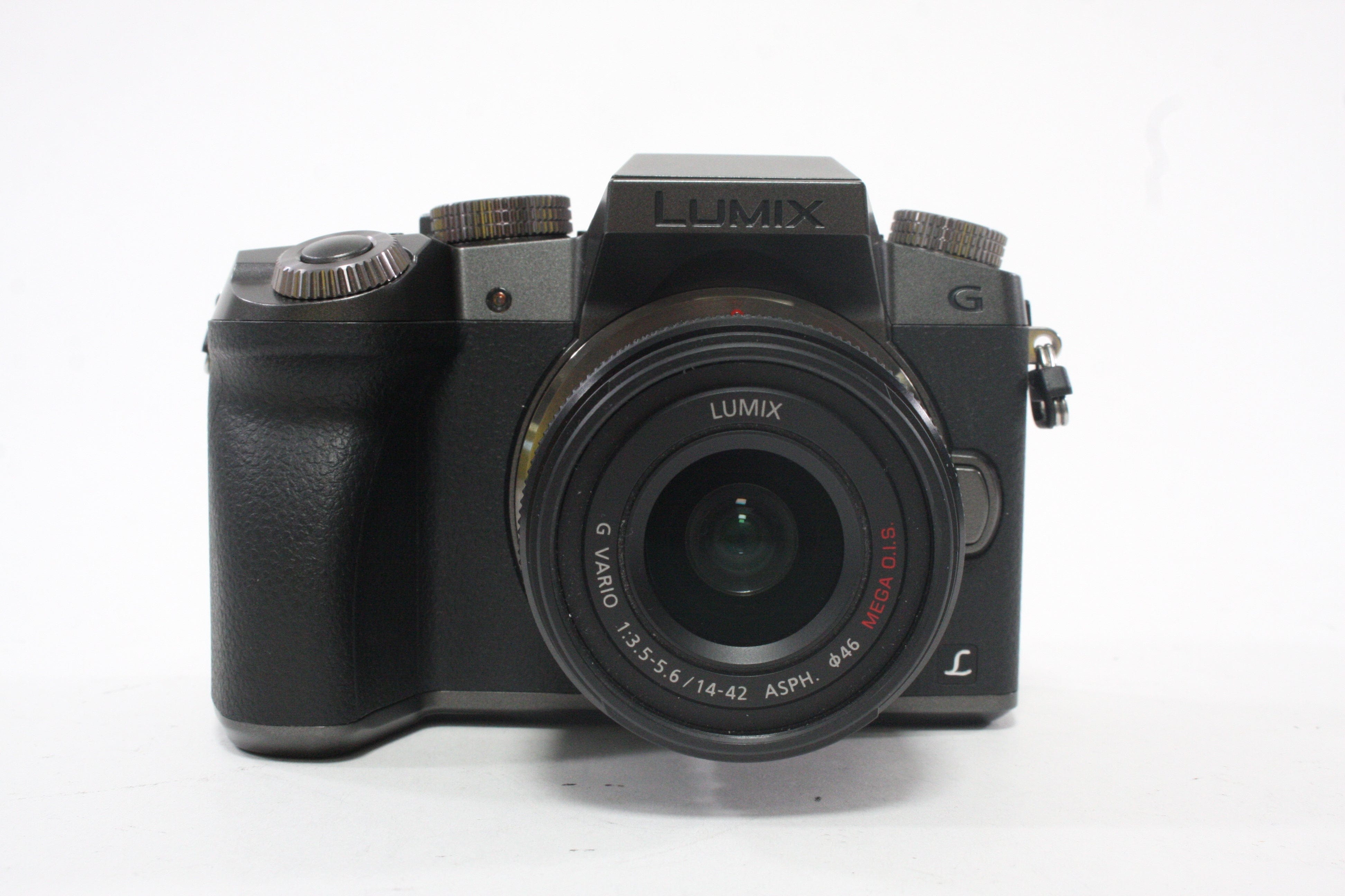 Panasonic Lumix DMC-G7 Digital Mirrorless with 14-42mm f/3.5-5.6 G Vario ASPH Lens