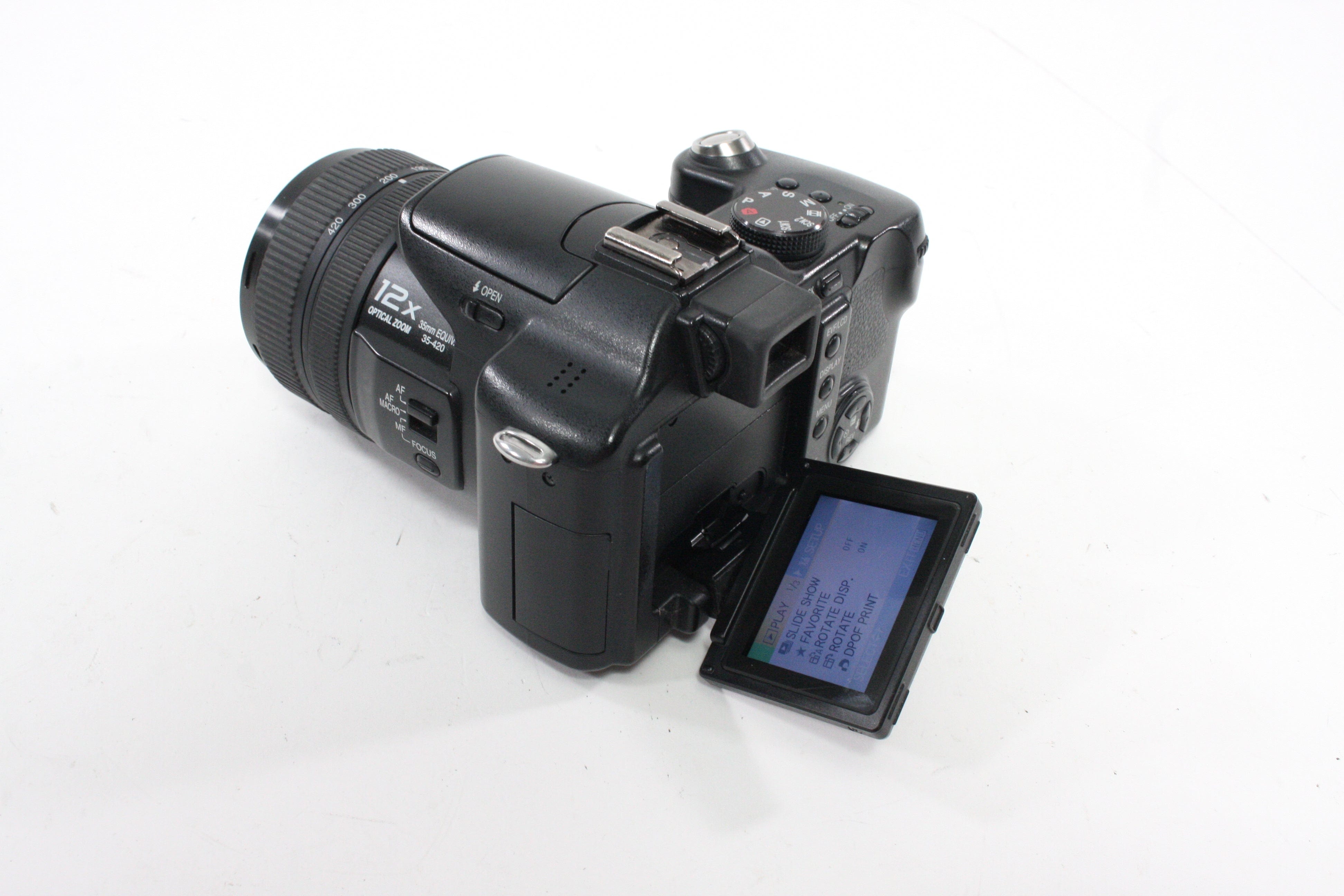 Panasonic Lumix FZ30 Digital Camera 12x Zoom 8.0mp