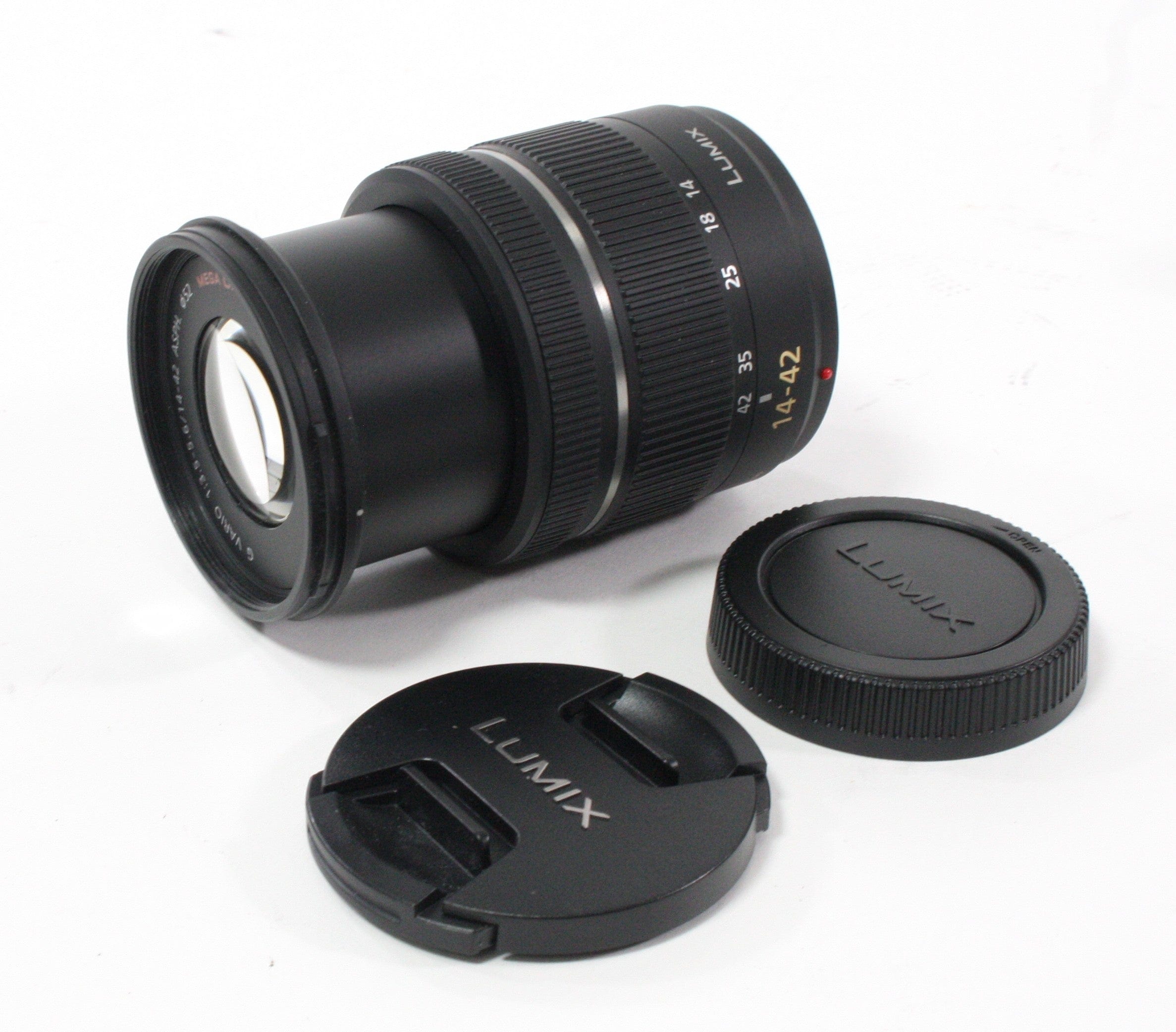 Panasonic Lumix GF3 Digital Mirrorless Camera with 14-42mmf/3.5-5.6 Lens
