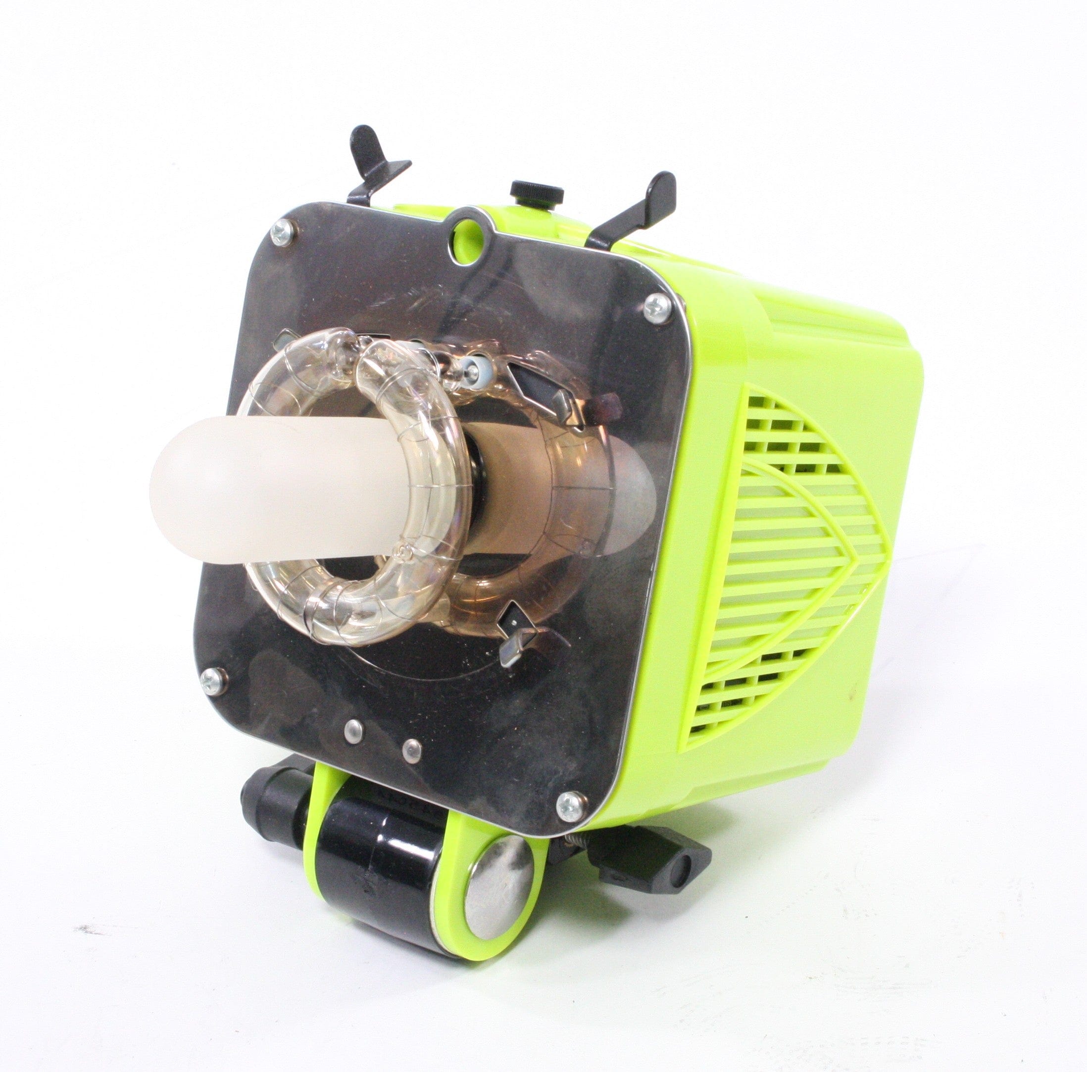 Paul C. Buff AlienBees(tm)  B400 (320Ws) Flash Unit with Reflector