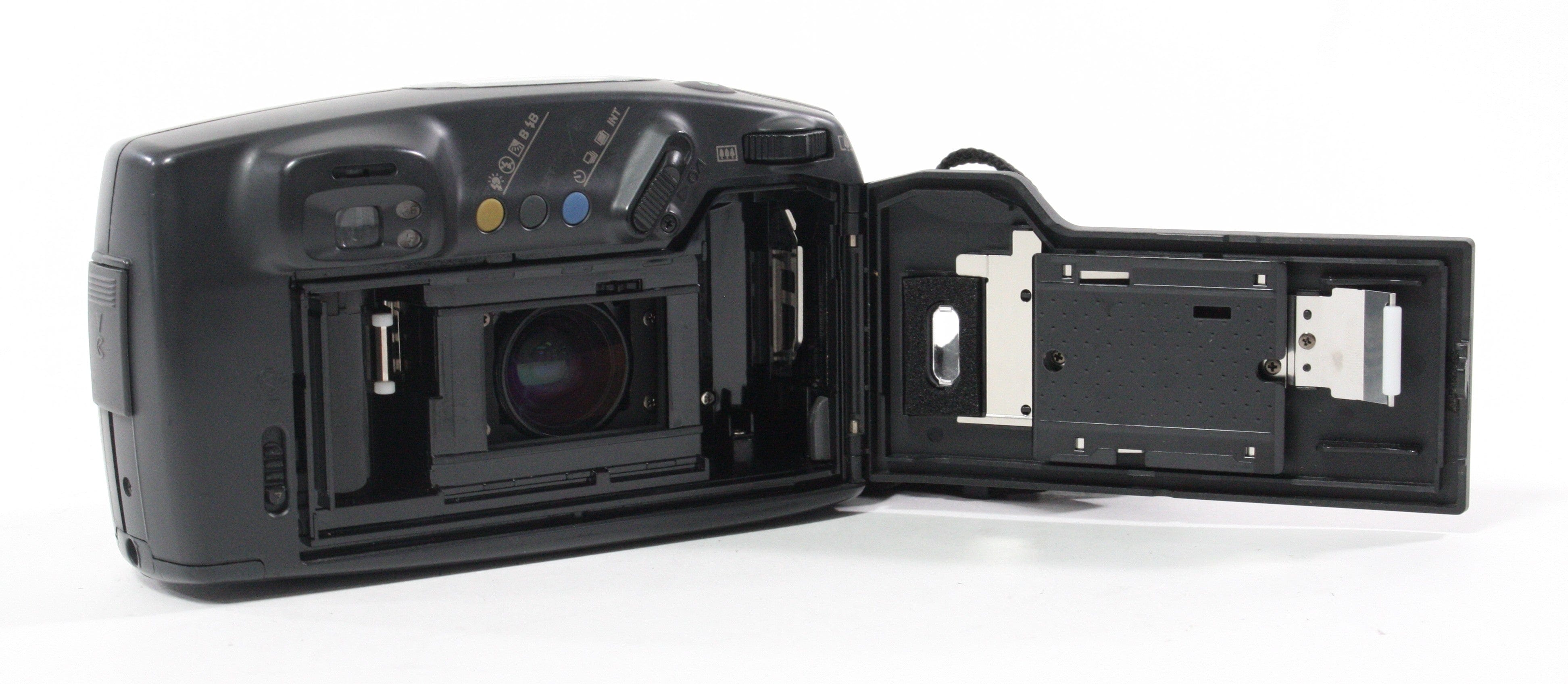 Pentax 105-R 35mm Camera with Original Leather Case