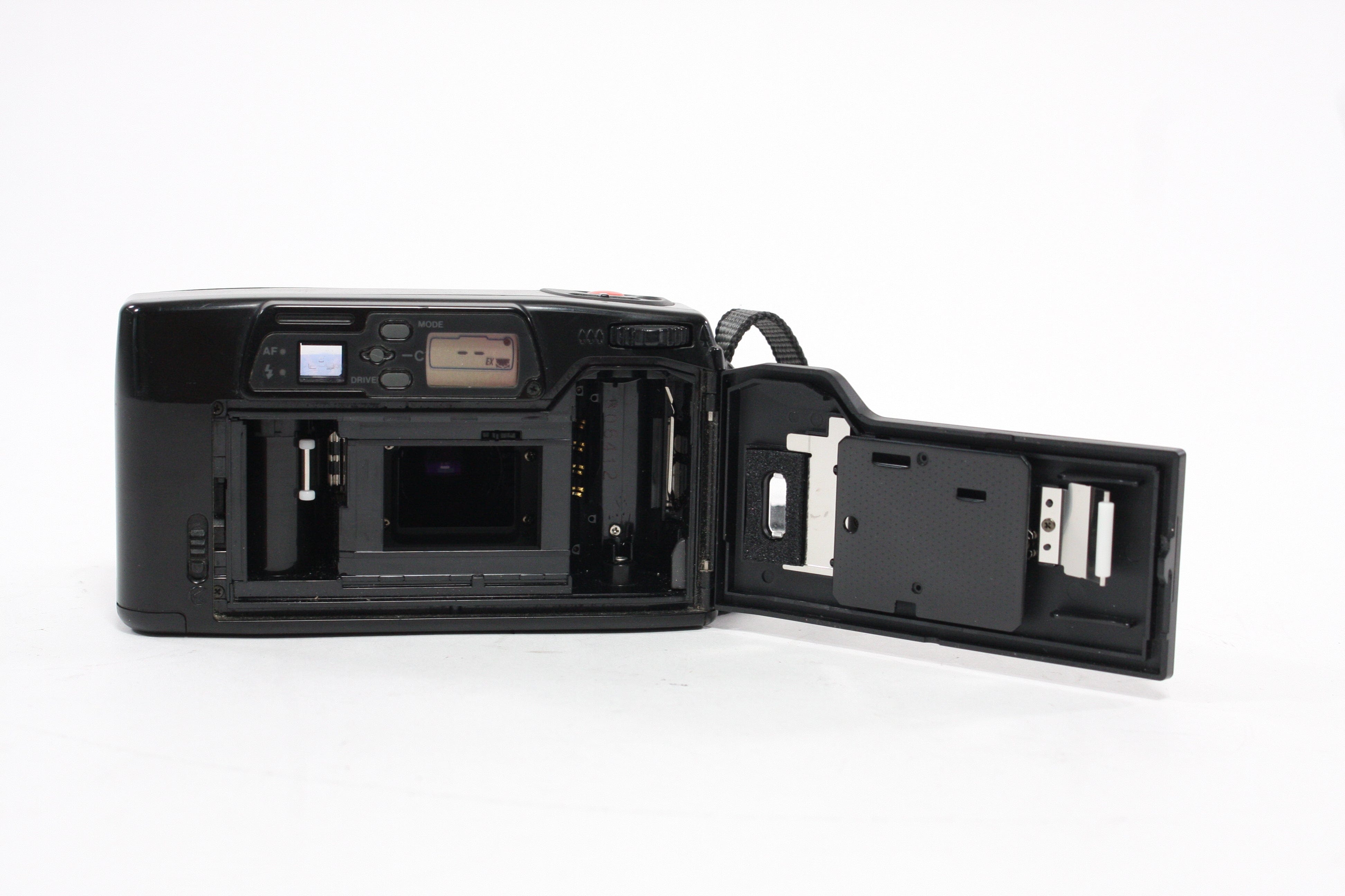 Pentax IQ Zoom 700 35mm Point-and-Shoot Camera