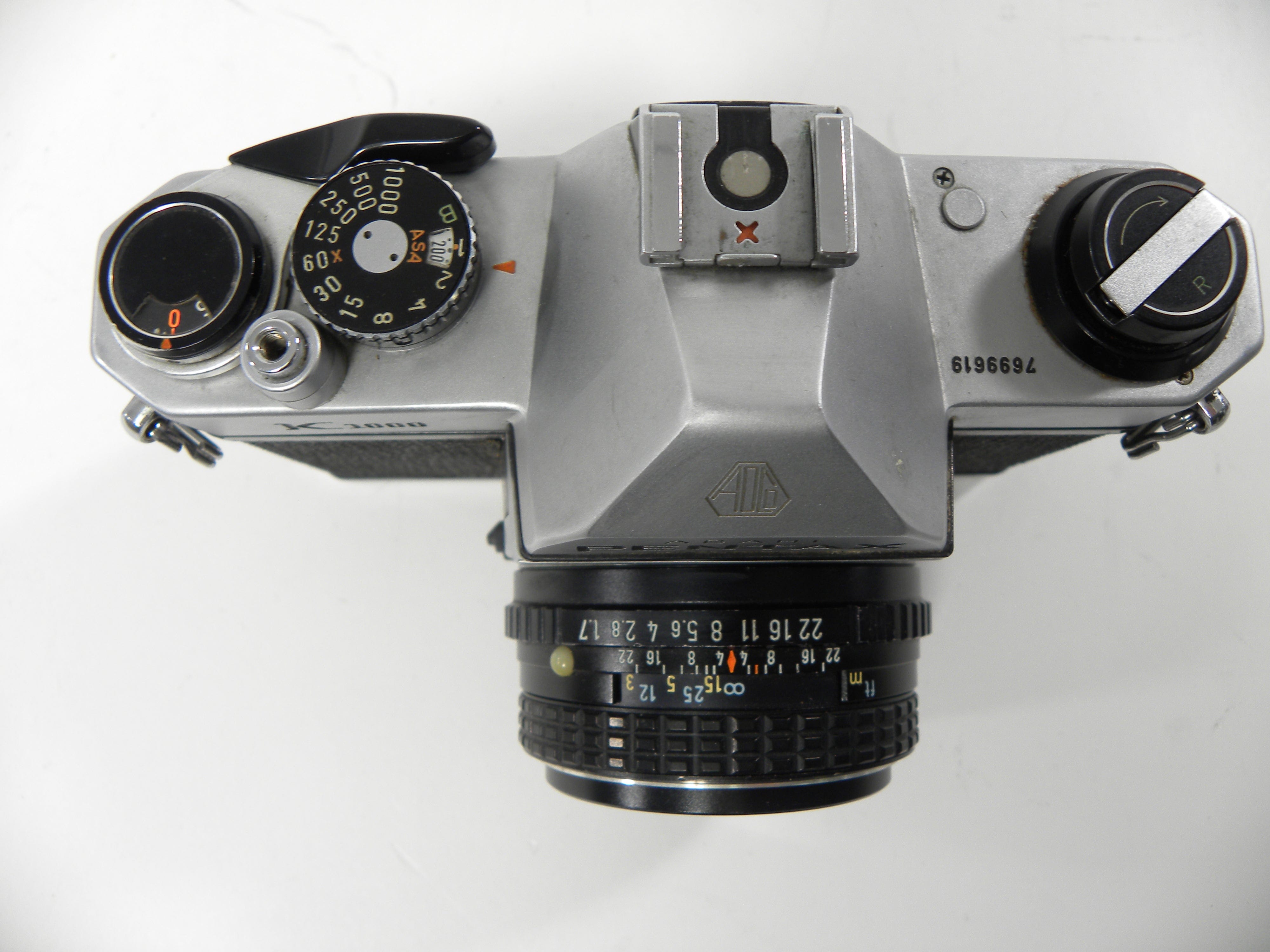 Pentax K-1000 35mm SLR w/SMC Pentax-M 50mm f1.7