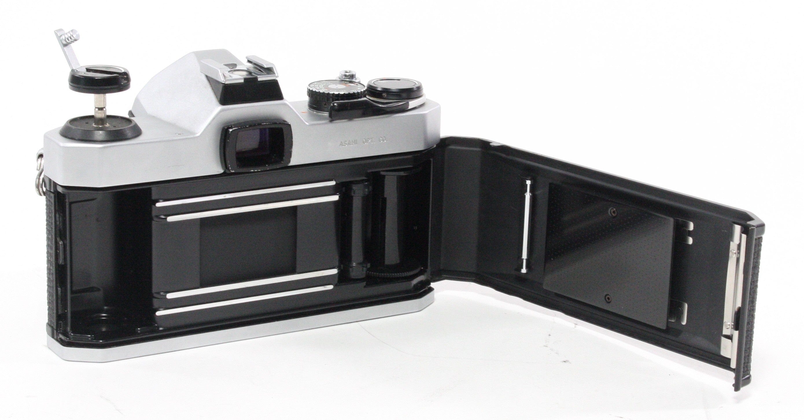 Pentax K1000 with 50mm f/2 lens