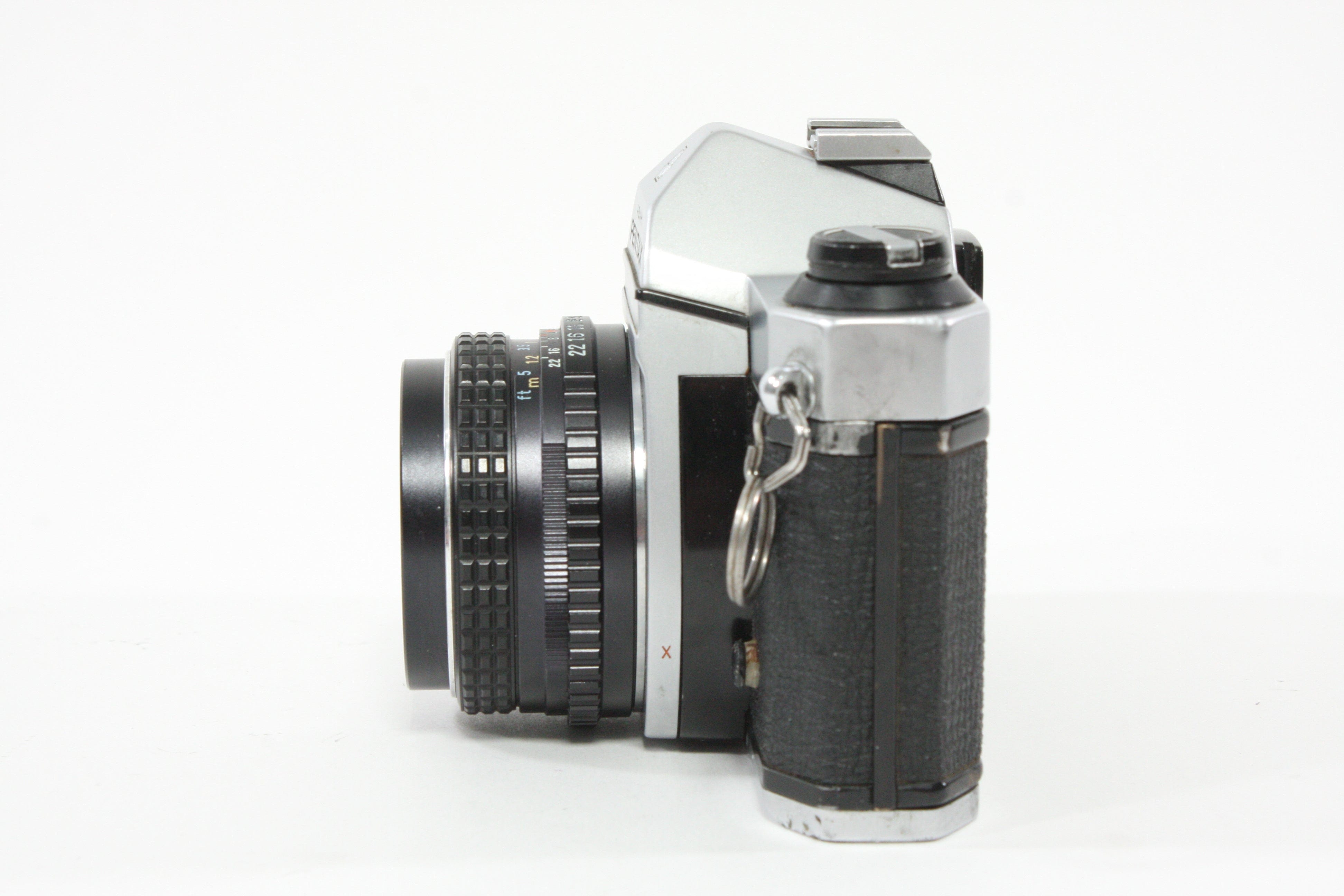 Pentax K1000 with 50mm F1.7 Lens