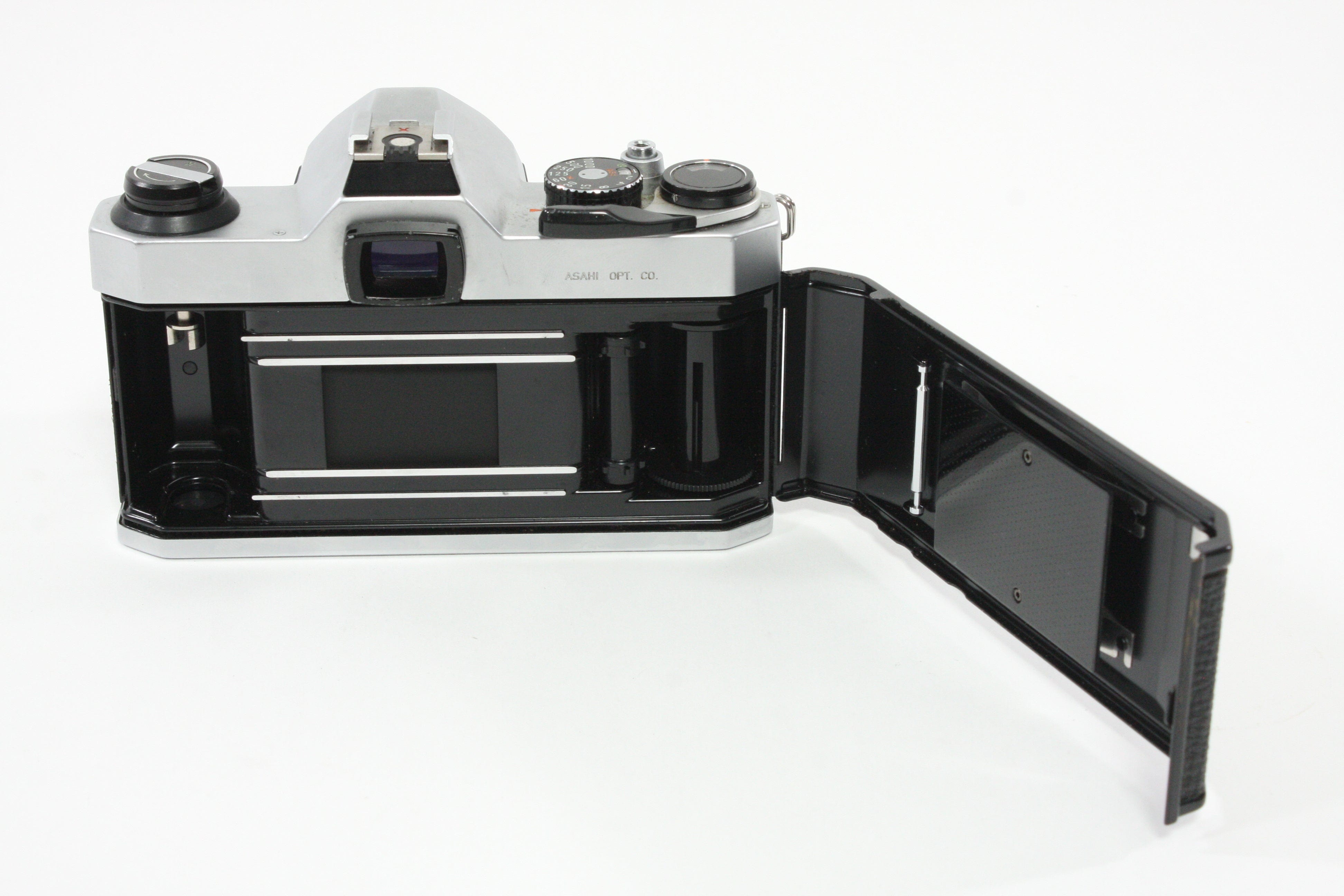 Pentax K1000 with 50mm F2 Lens