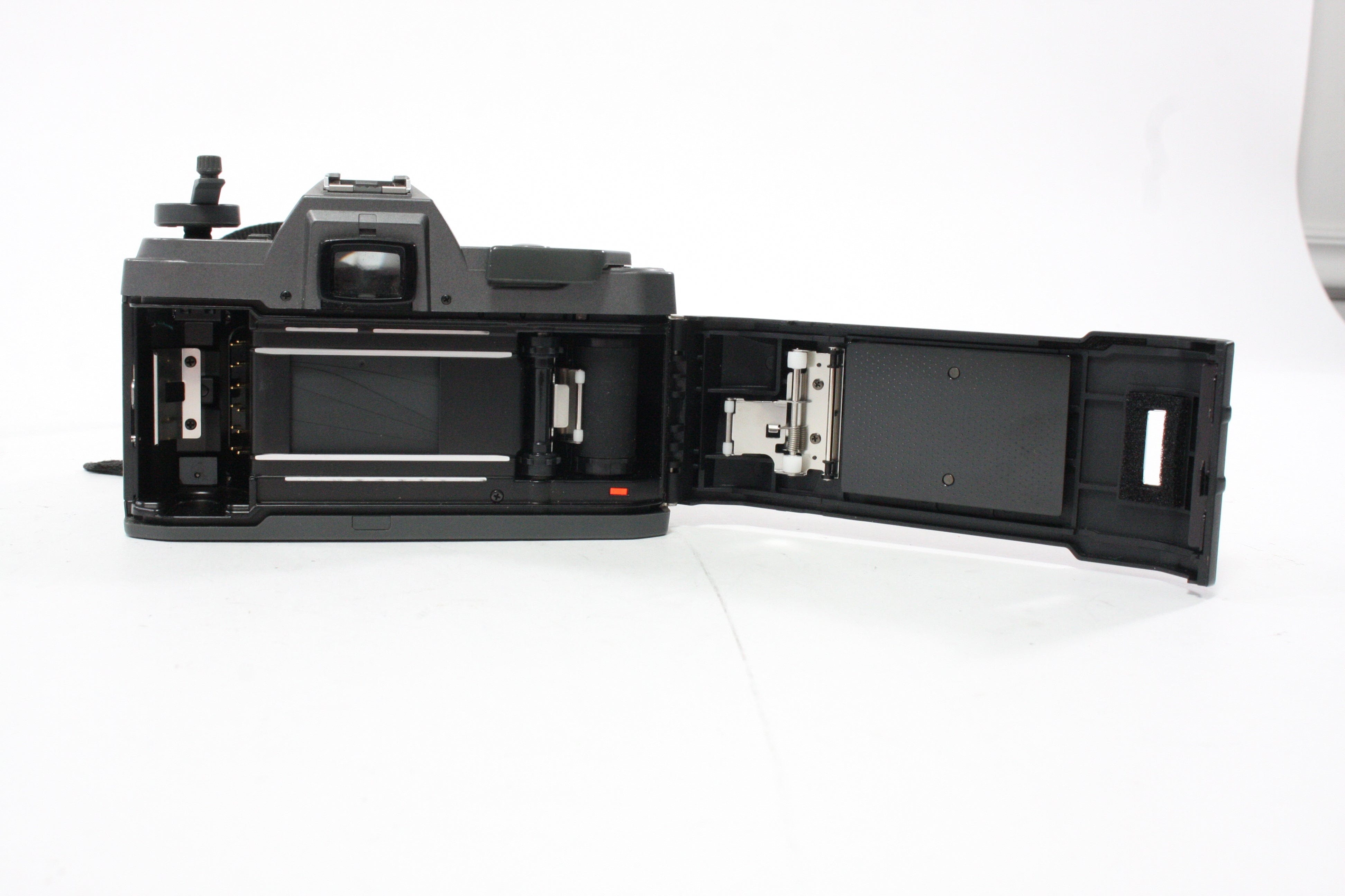 Pentax P30T 35mm SLR Camera with 35-80mm f/4-5.6 Lens