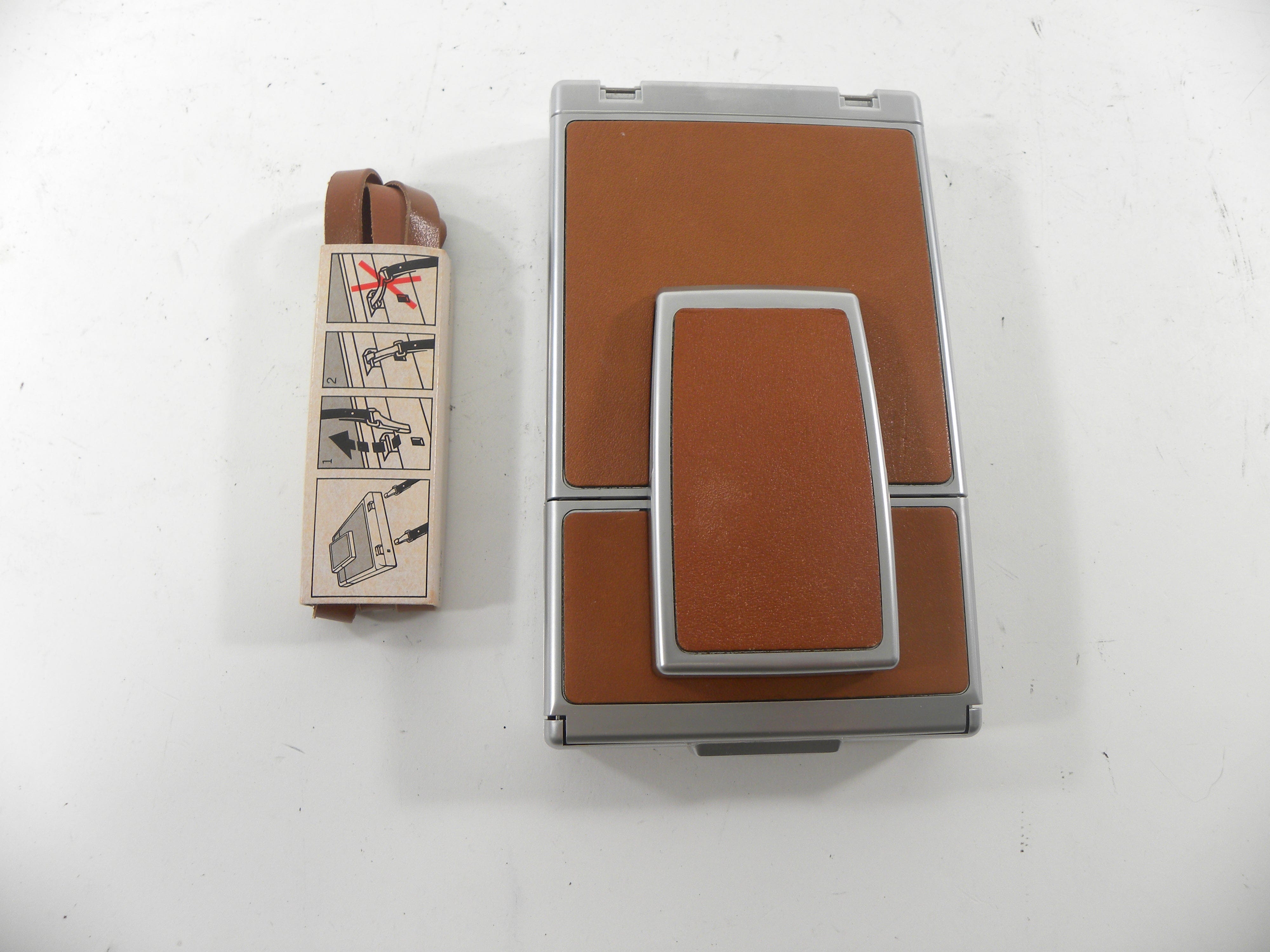Polaroid SX-70 Alpha 1 Instant camera (Parts only)