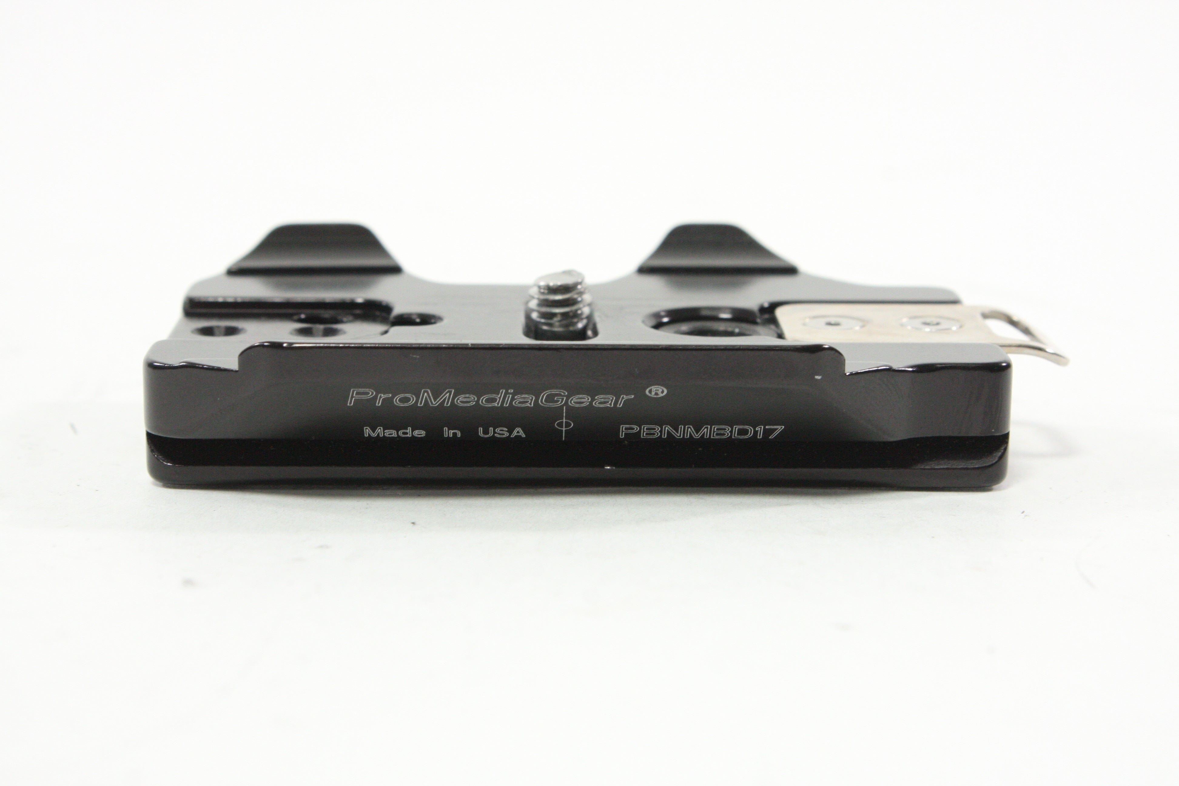 ProMediaGear PBNMBD17 Bracket Plate for Nikon D500 with MB- D17 Arca-Swiss Compatibility