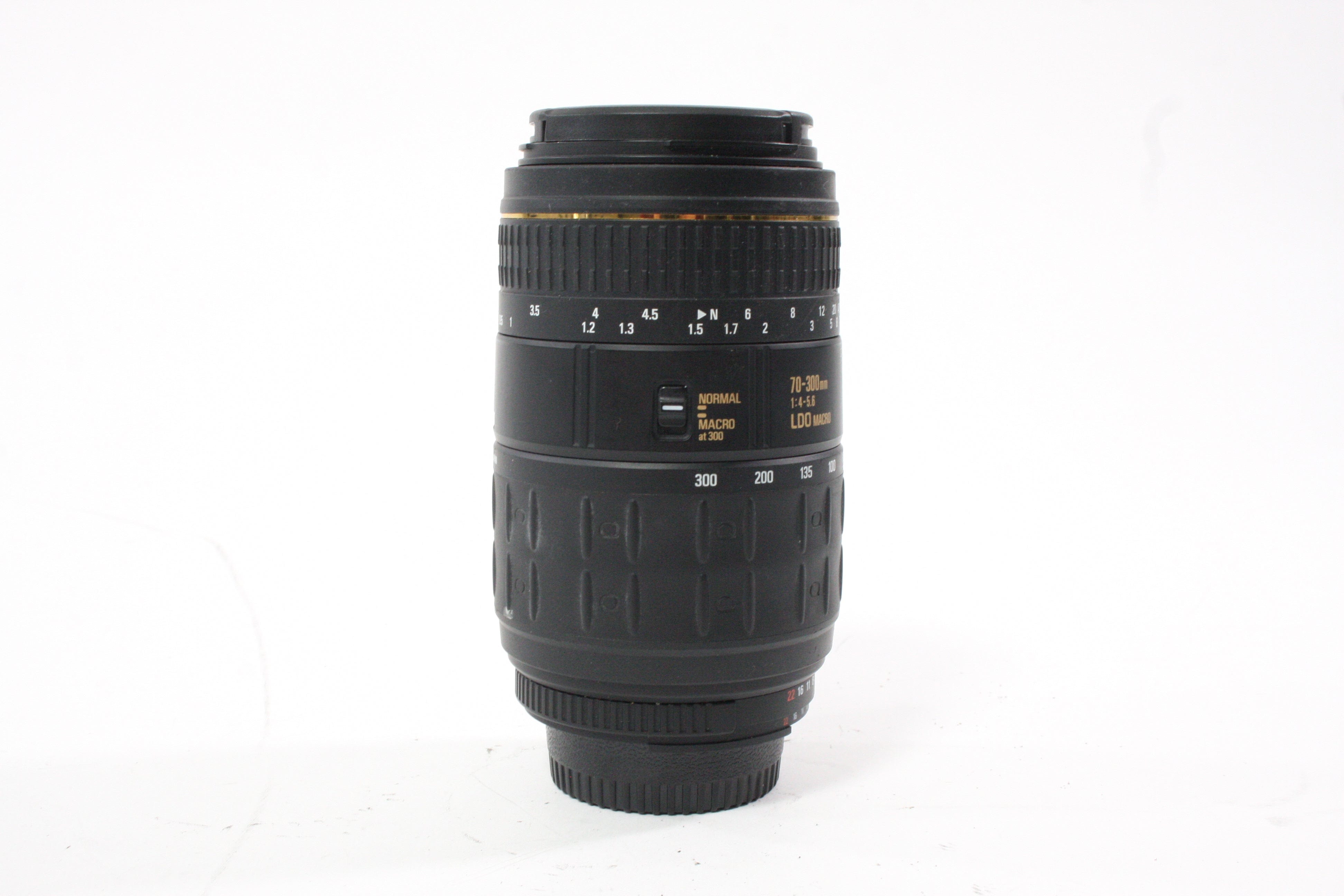 Quantaray 70-300mm f/4-5.6 Lens for Nikon AF Mount
