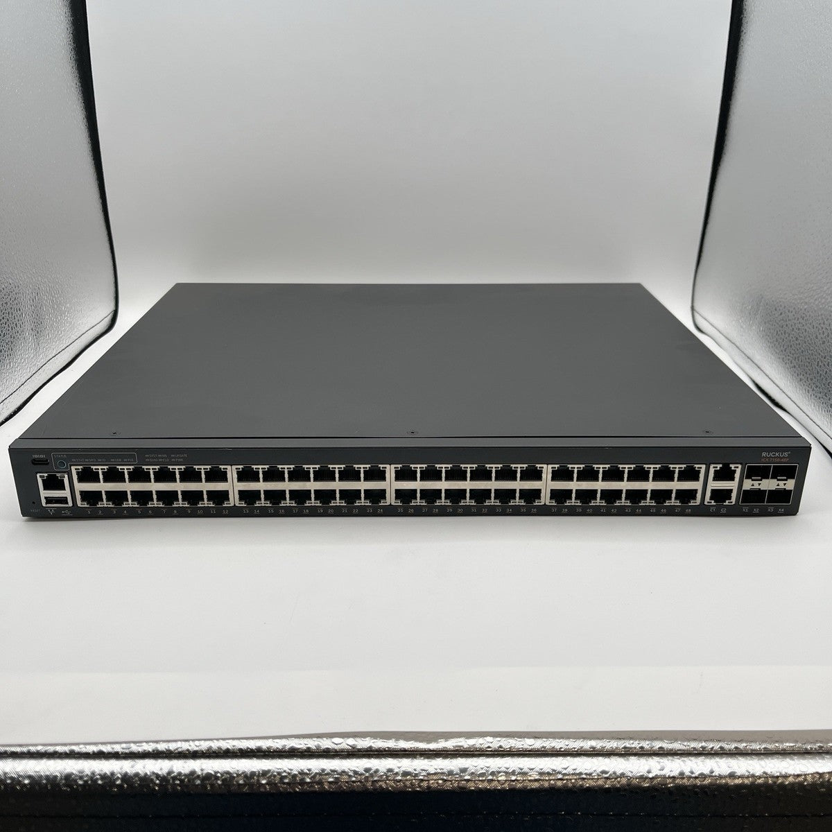 NEW!! Ruckus ICX 7150-48P Switch 48 Port Rack Mountable PoE+ - ICX7150-48P-4X1G
