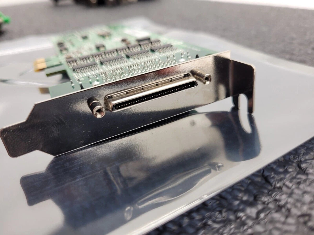 Moxa CP-118EL 8 Port Low Profile PCI Express Board RS-232/422/485 Damaged Cable