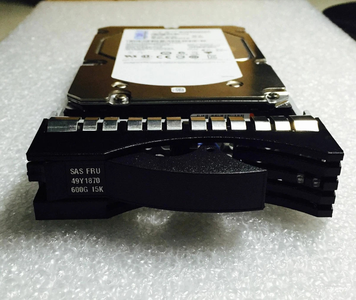 IBM 49Y1869 49Y1870 49Y1866 600GB 15K RPM 6Gb SAS 3.5'' LFF Hot Swap Hard Drive