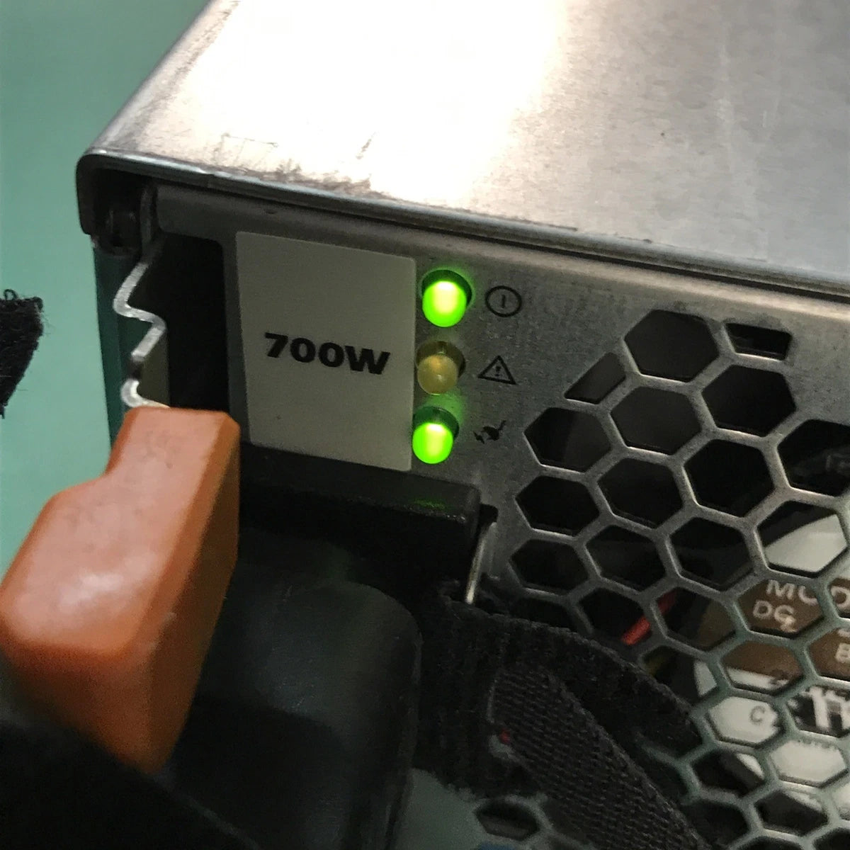 Dell EqualLogic PS6100 24x 1.2TB 10K HDD  2x H700E E09M E09M001|336297405070