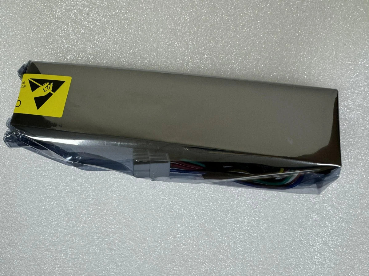 New 078-000-072 EMC VNX3100 VNXE3200 Controller Battery (wide connector