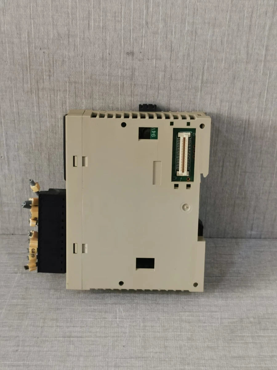IDEC FC4A-R081 INDUSTRIAL CONTROL SYSTEM 24VDC 40mA 5VDC|276563477505