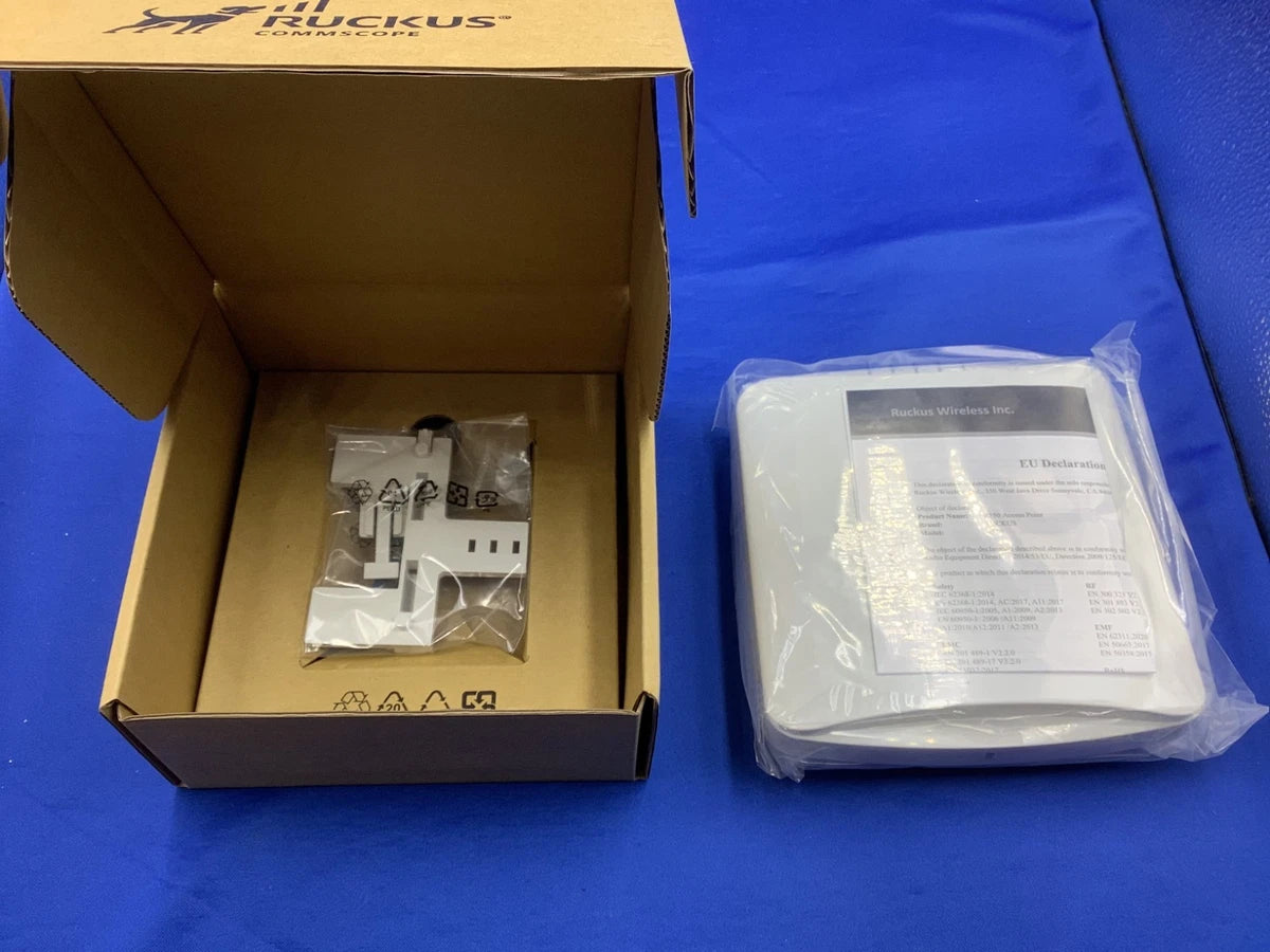 901-R550-US00  RUCKUS R550 WIRELESS ACCESS POINT 802.11AX WI-FI 6 INDOOR AP|205785810789