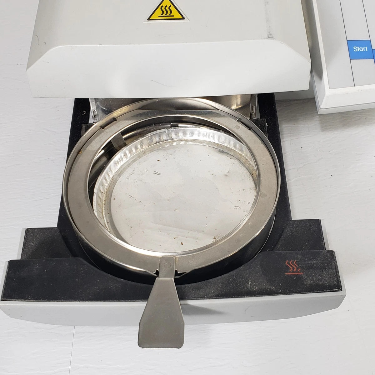 TESTED Mettler Toledo HR73-P Halogen Moisture Analyzer Sample Heater