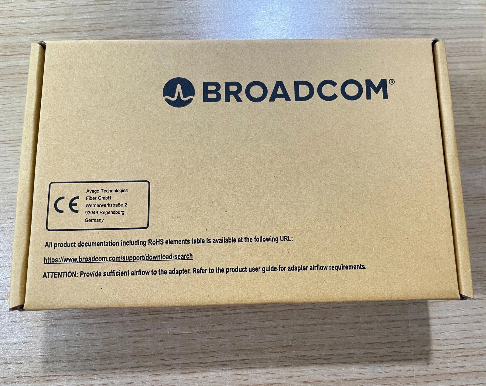 New Broadcom HBA 9500-8i Tri-Mode Storage Cntroller SATA 6Gb/s SAS 12Gb/s PCIe