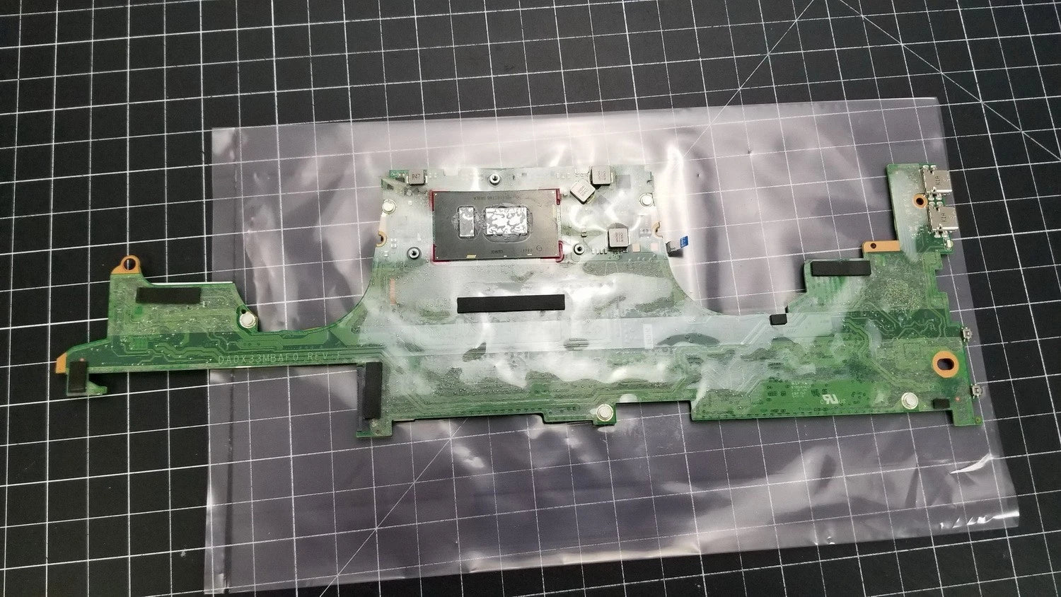 HP Spectre X360 13-AE i5-8250U 1.6GHz Motherboard 8GB DA0X33MBAF0 941882-601