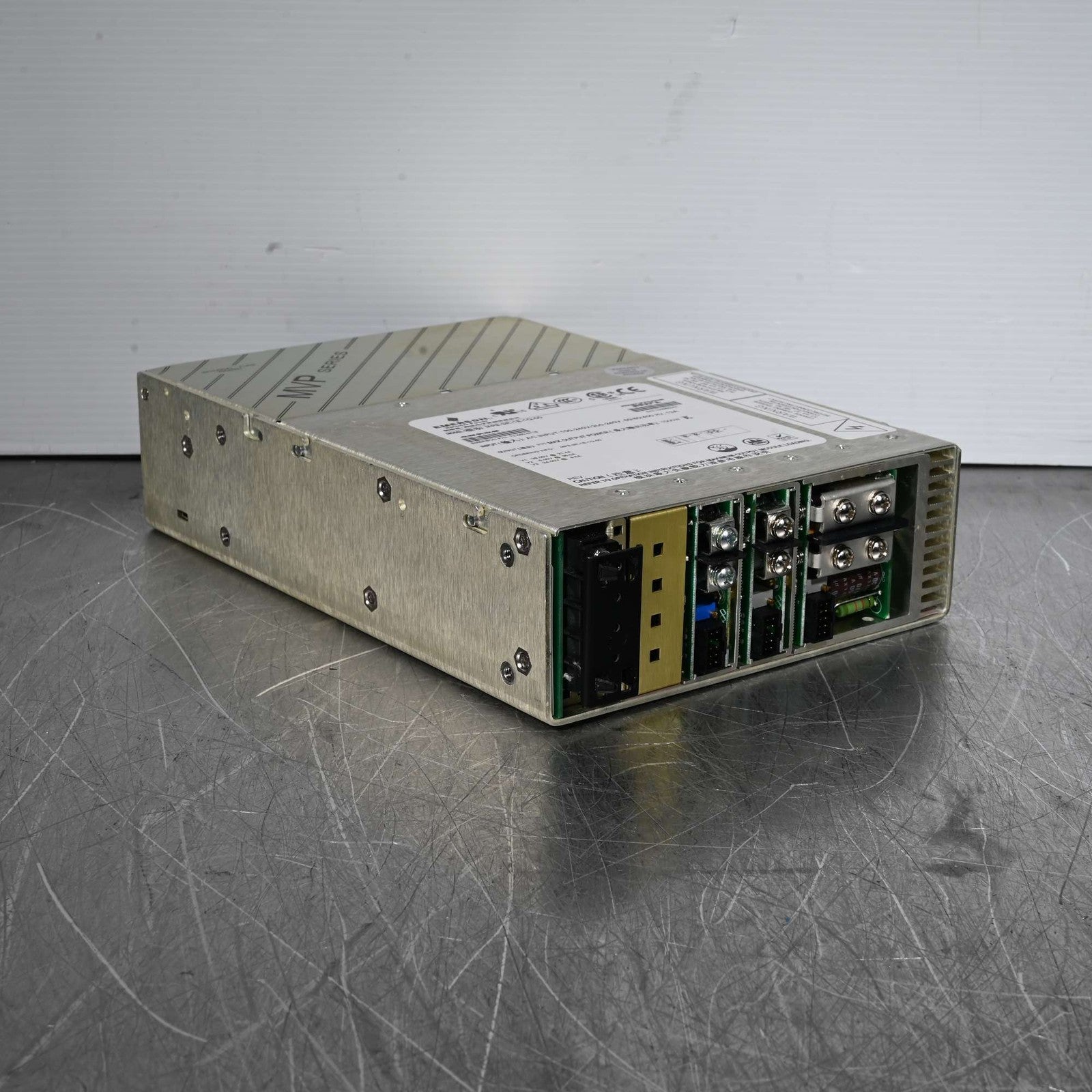 Emerson Network Power MP8-3R-1E-1Q-00 MVP Series Configurable Power Supply|205917762145