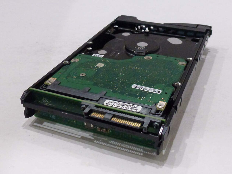 EMC 005049039 DISCO DURO SAS 600GB 15k V2-PS15-600 VNXe3100 VNXe3150 VNXe3200