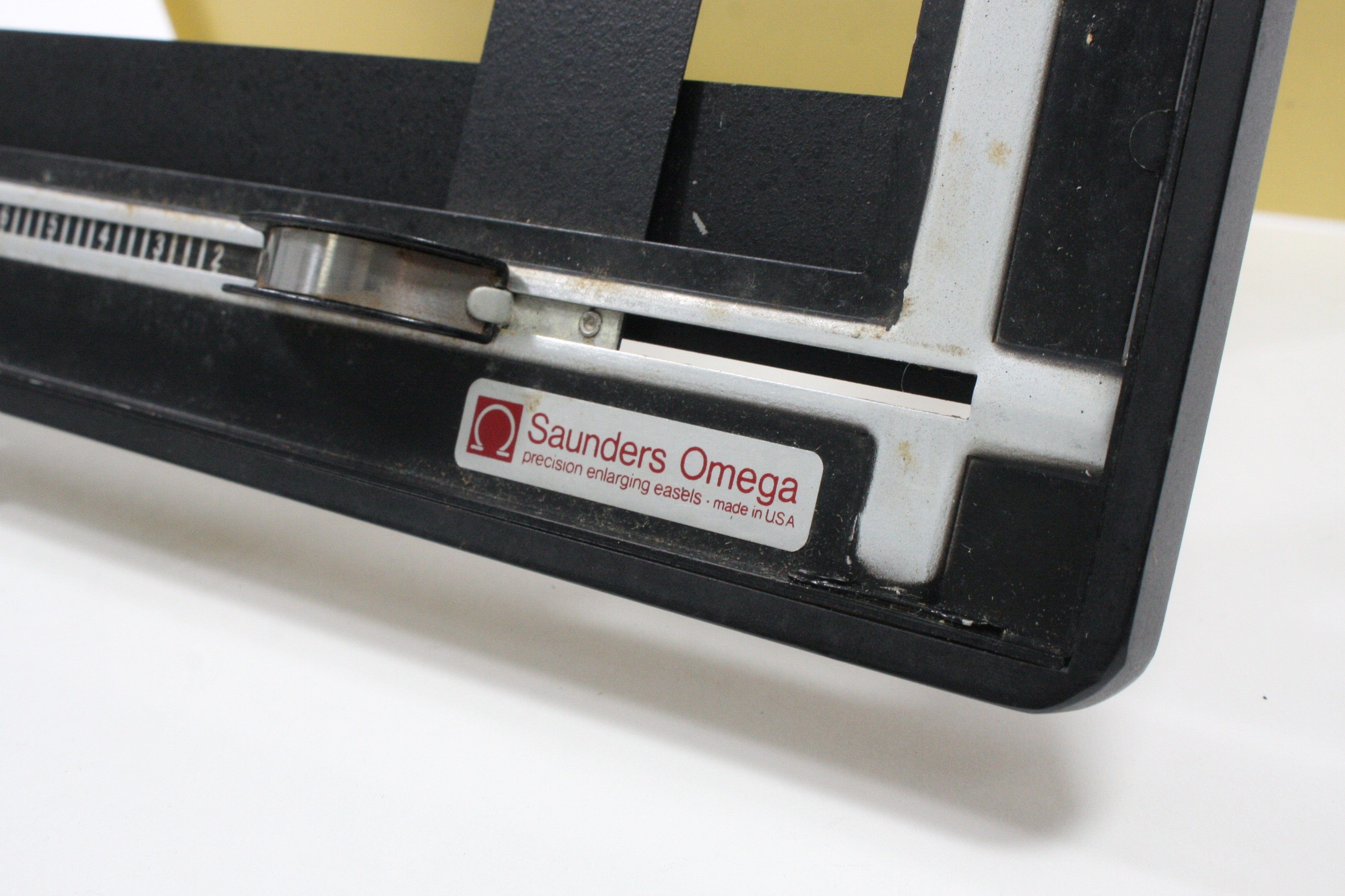 Saunders 14x17 Four Blade Easel