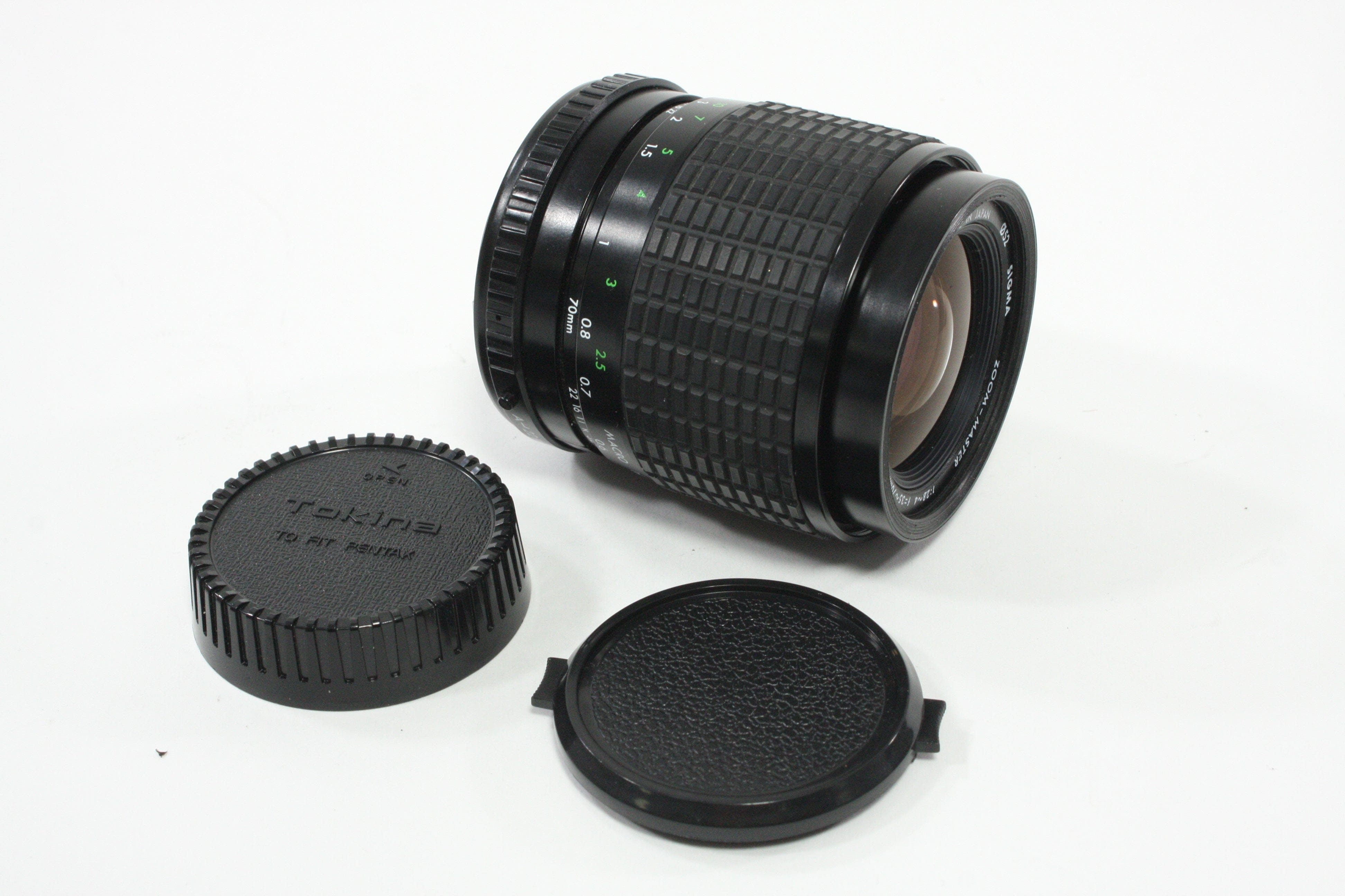 Sigma 35-70mm f/2.8-4 Zoom-Master Lens for Minolta MD Mount