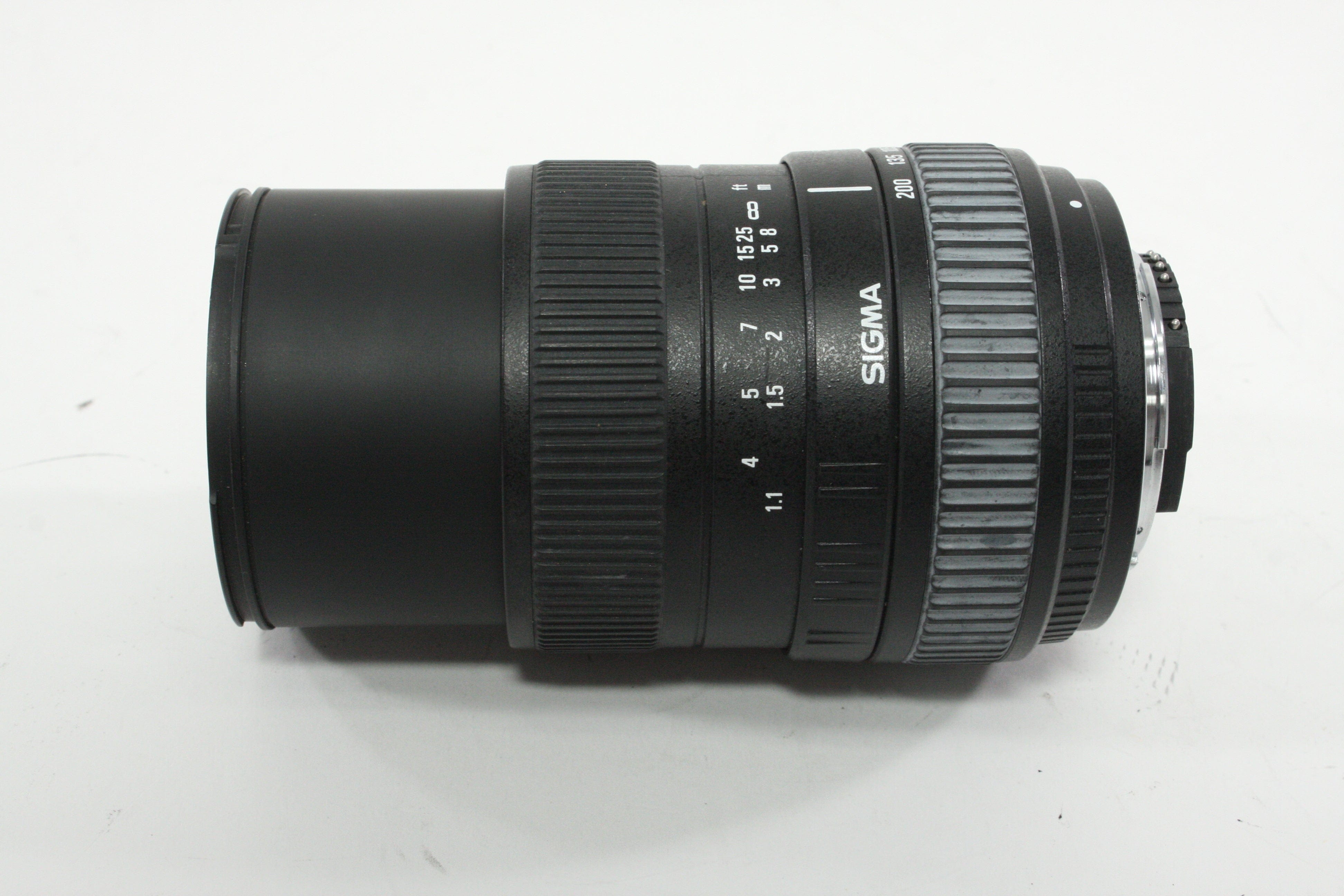 Sigma 55-200mm f/4-5.6 DC Lens for Nikon F Mount
