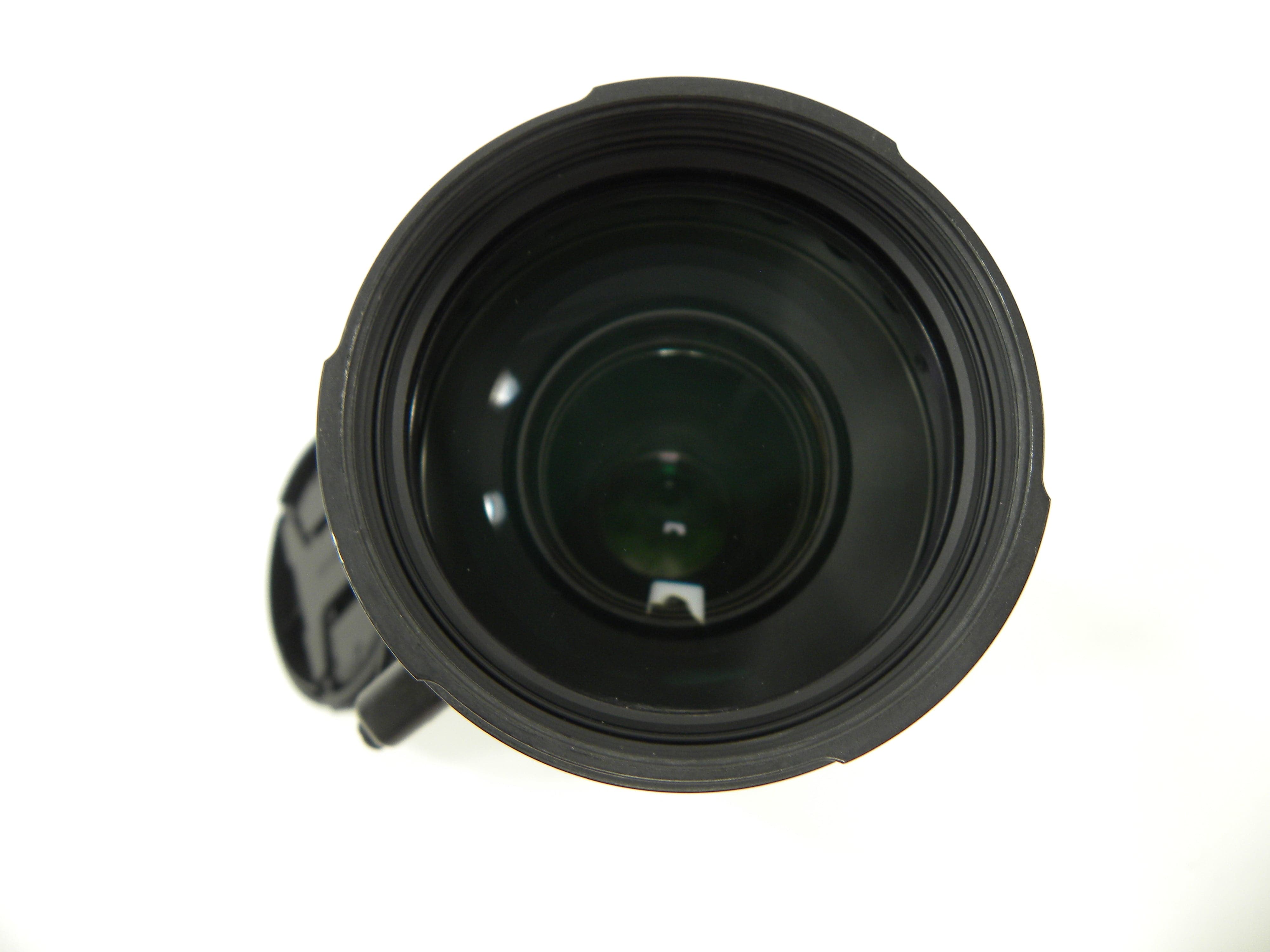 Sigma DG 70-300mm f4-5.6 Canon EF lens