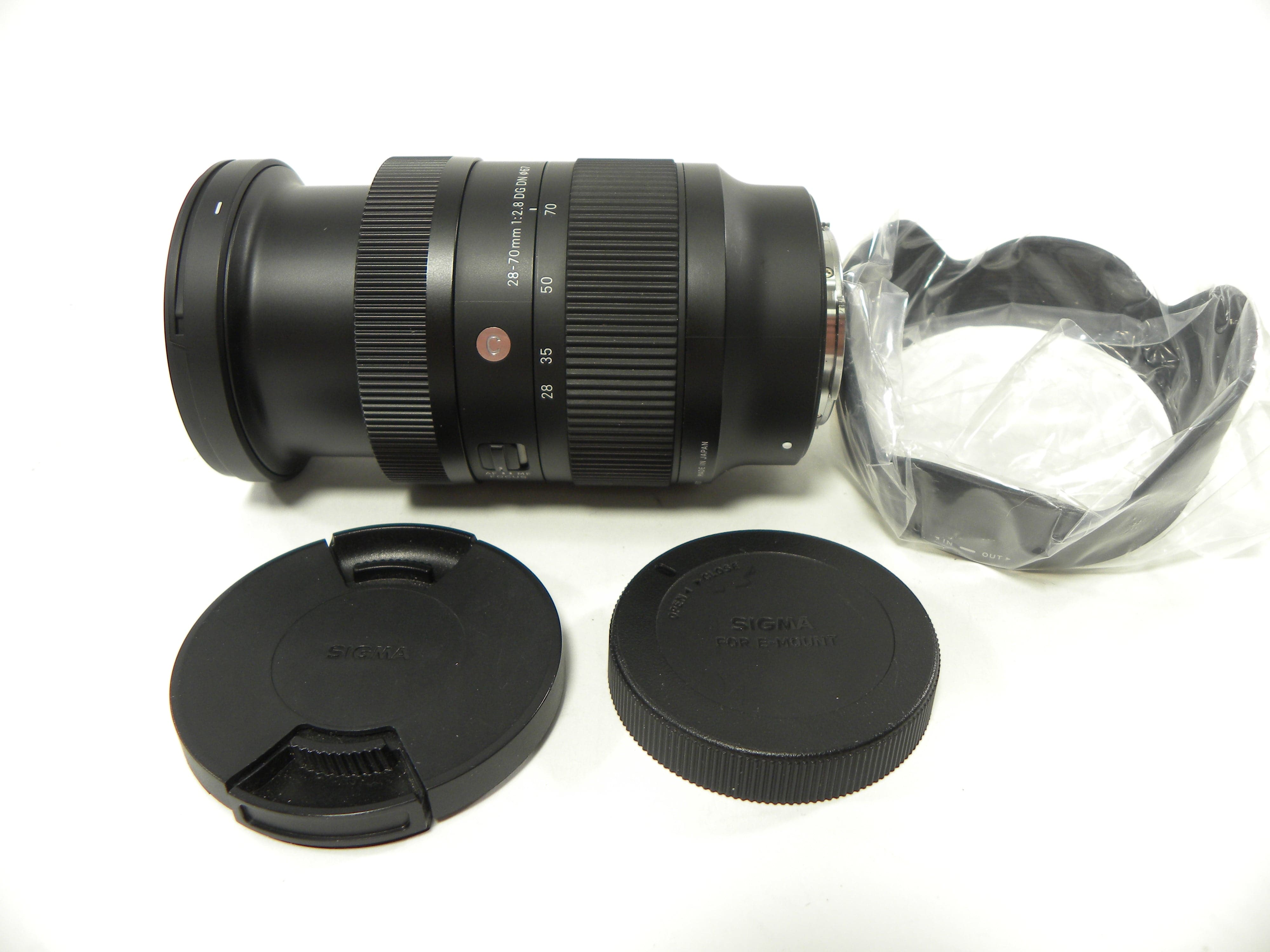Sigma DG DN Contemporary 28-70mm f2.8 Sony E Mount lens